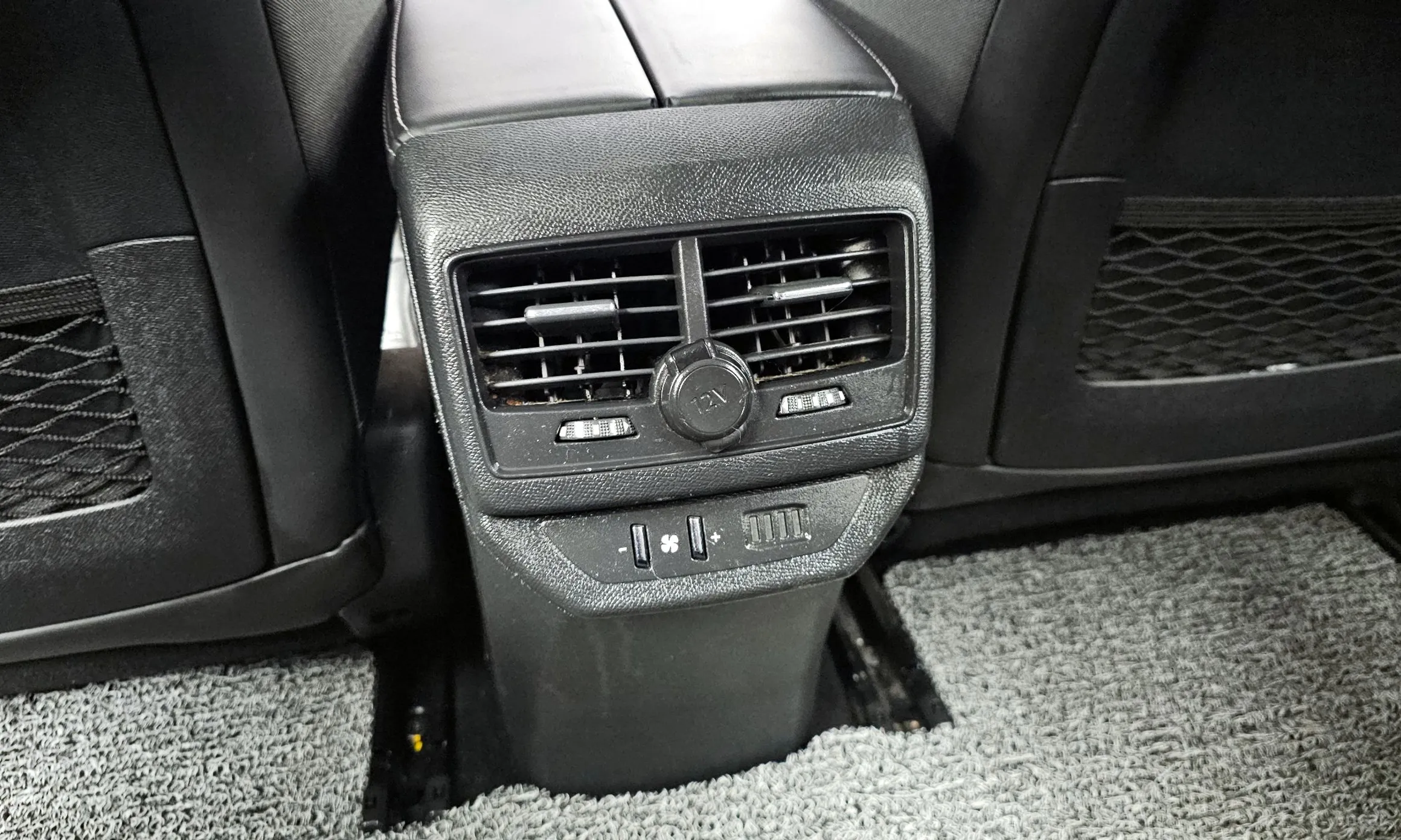Peugeot 5008 2nd generation превью 19
