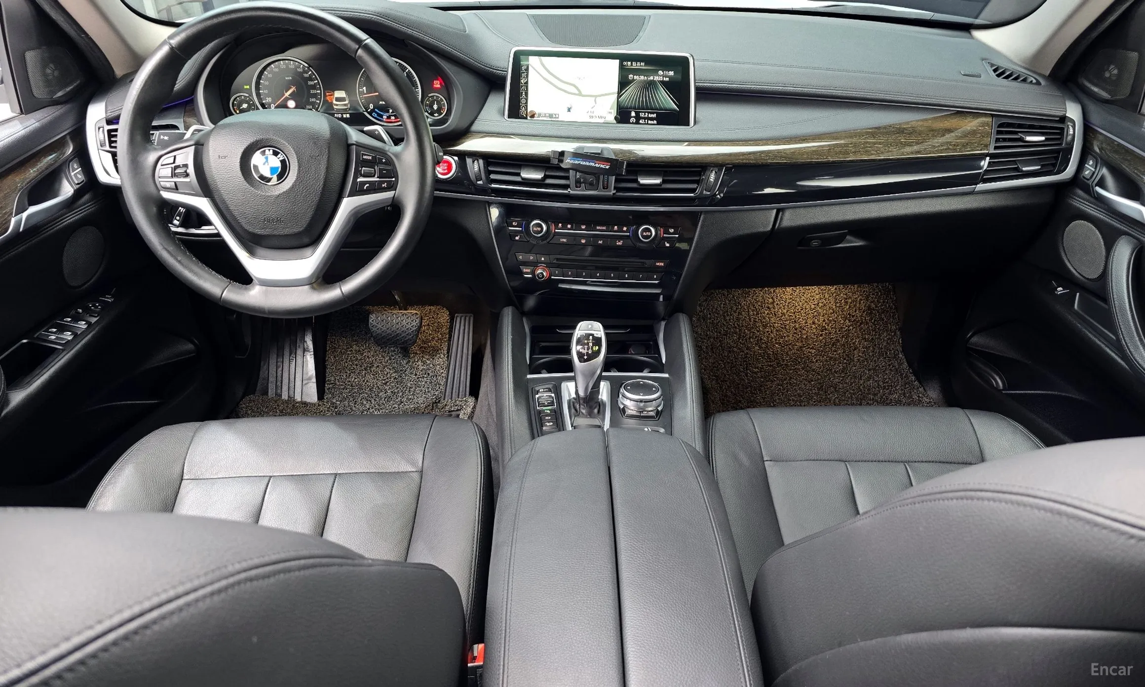 BMW X6 (F16) превью 4