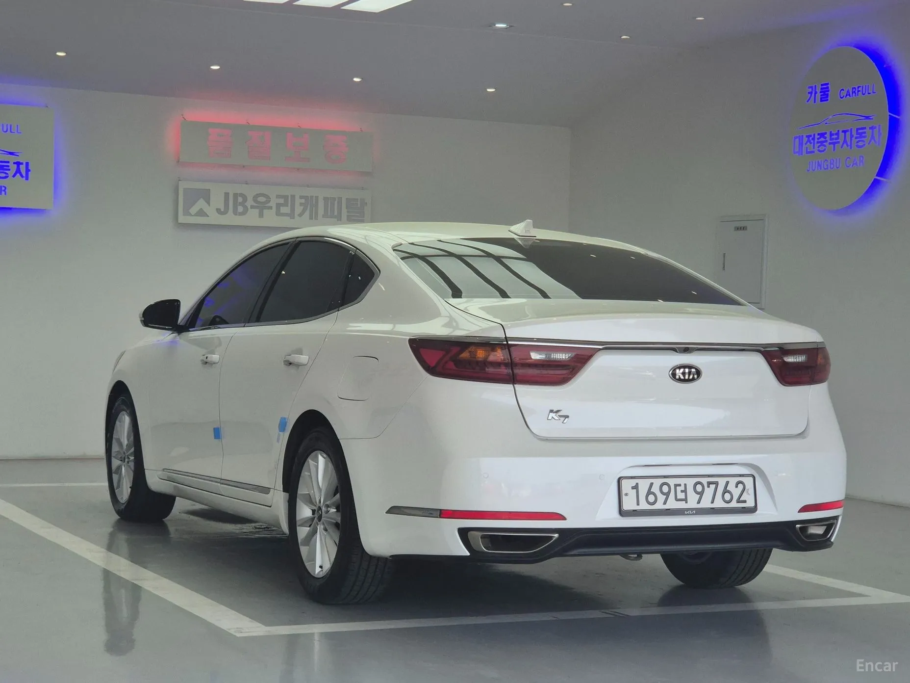 Kia K7 превью 3