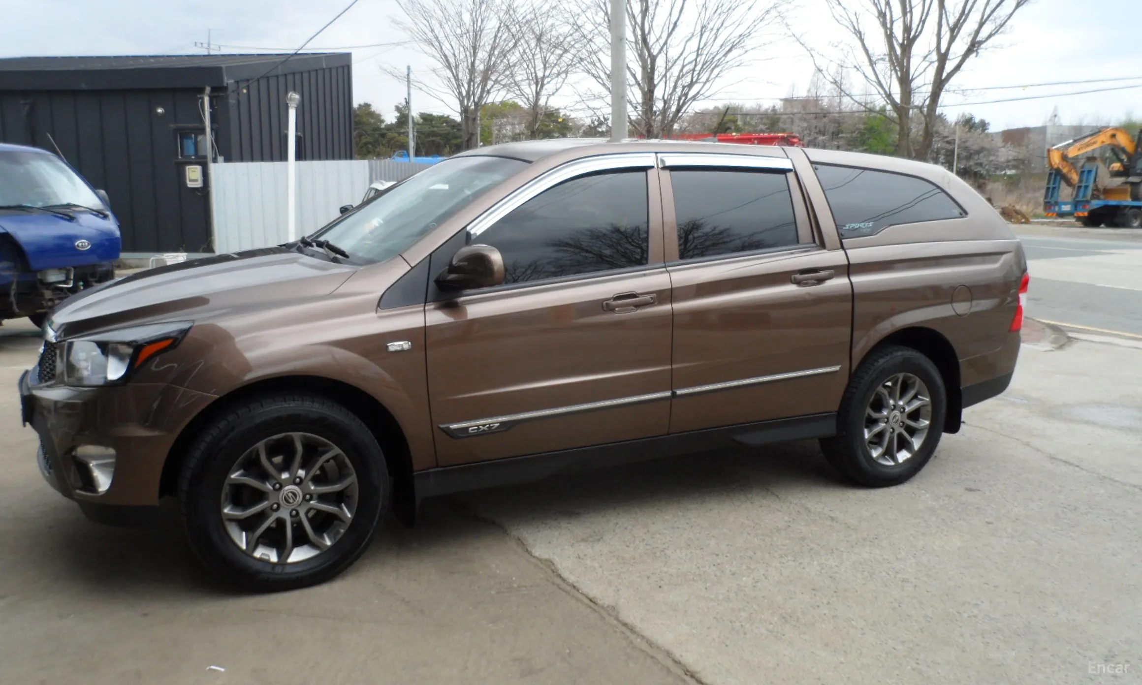 Korando Sports