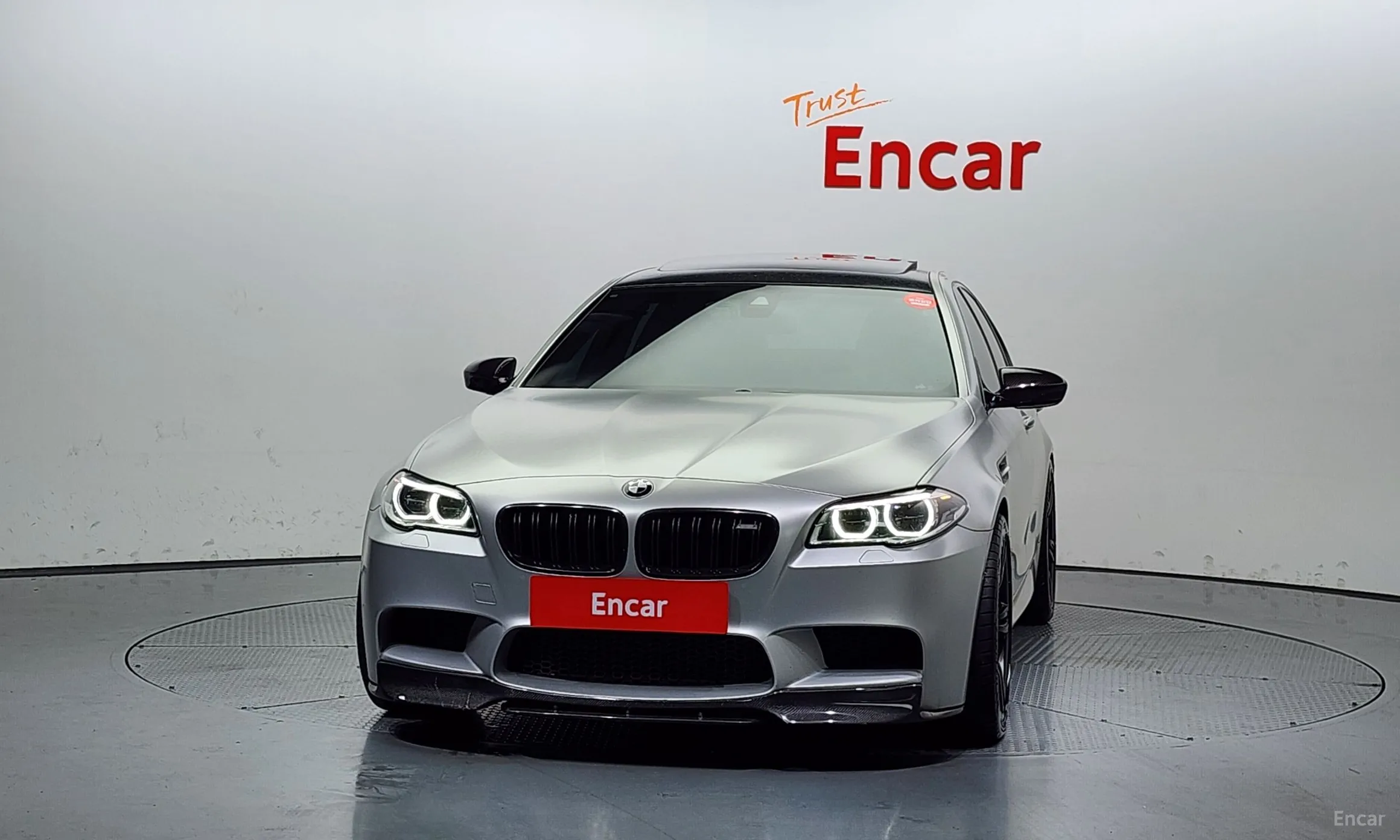 BMW M5 (F10)