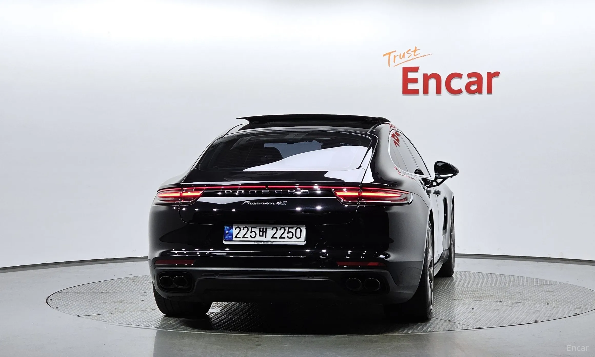 Porsche Panamera (971) превью 3