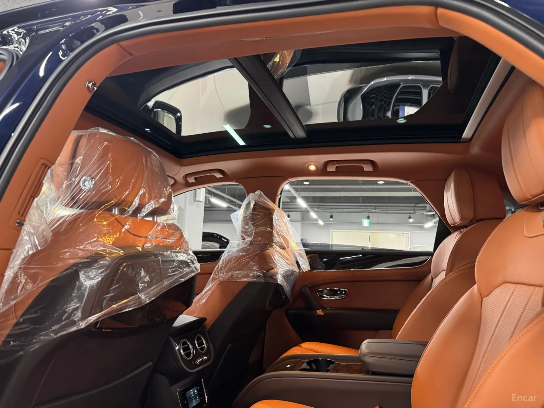 Bentley Bentayga превью 12