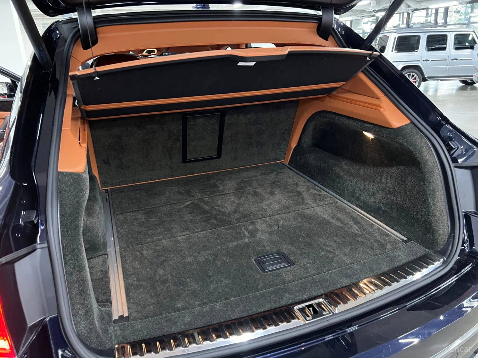 Bentley Bentayga превью 19