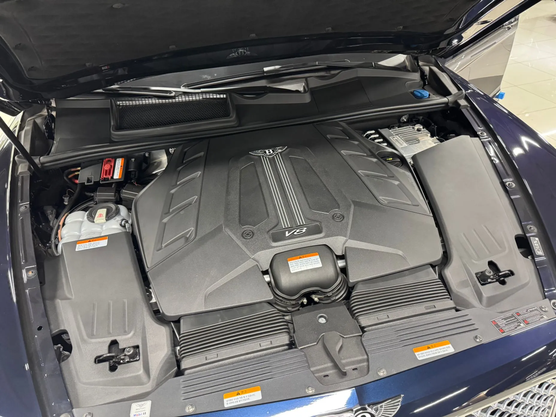 Bentley Bentayga превью 5