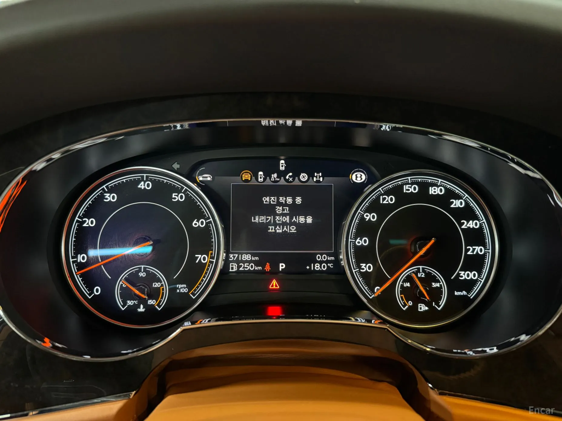 Bentley Bentayga превью 6