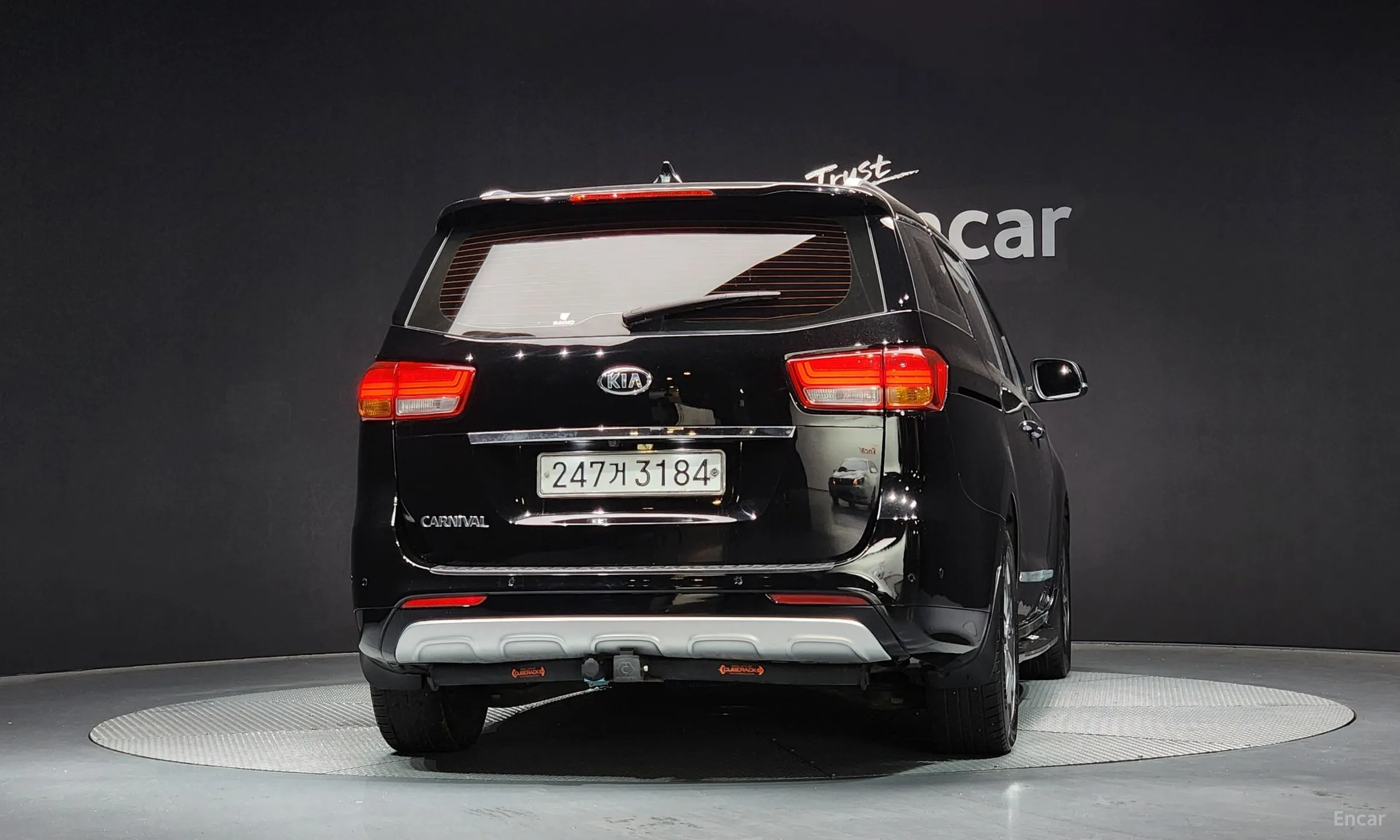 Kia Carnival превью 3