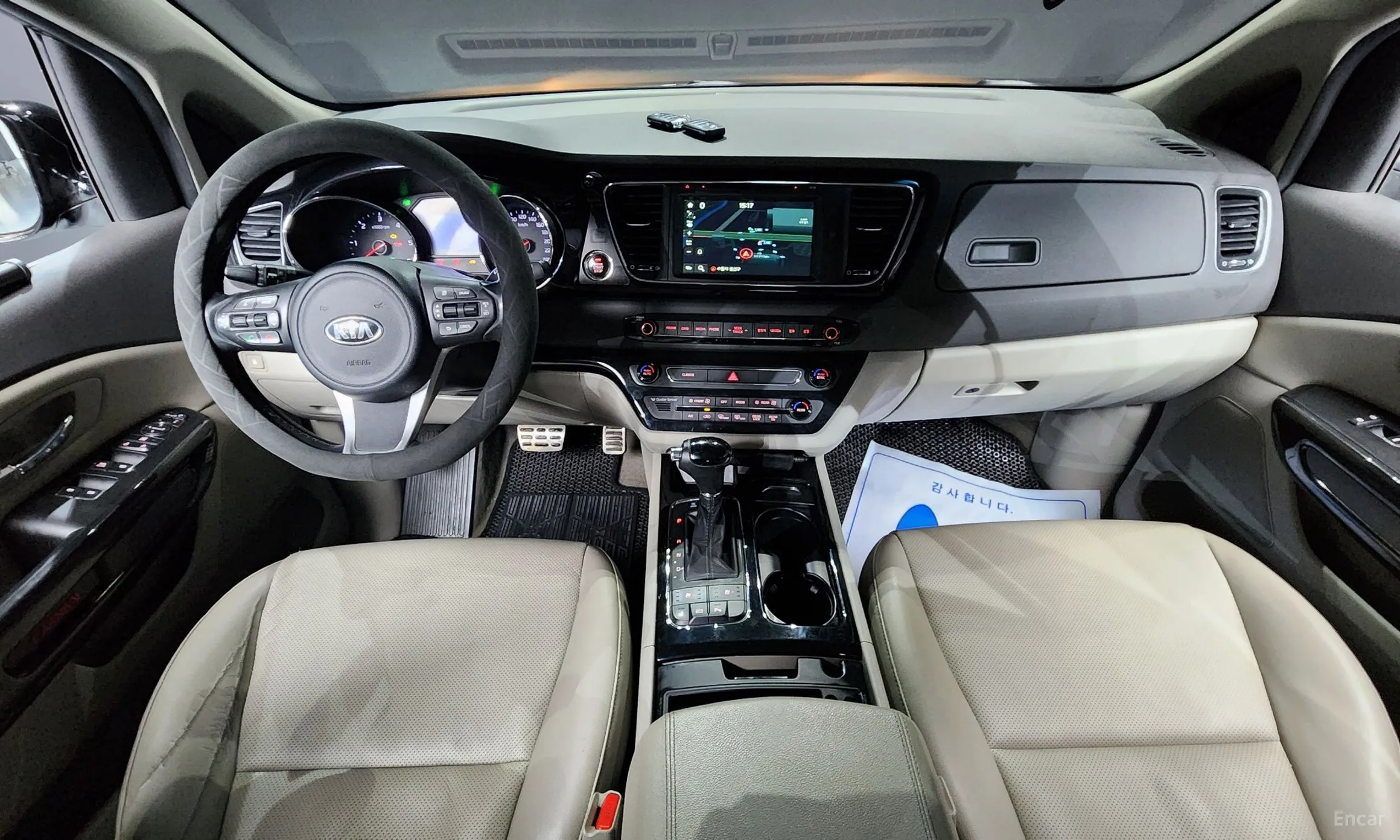 Kia Carnival превью 4