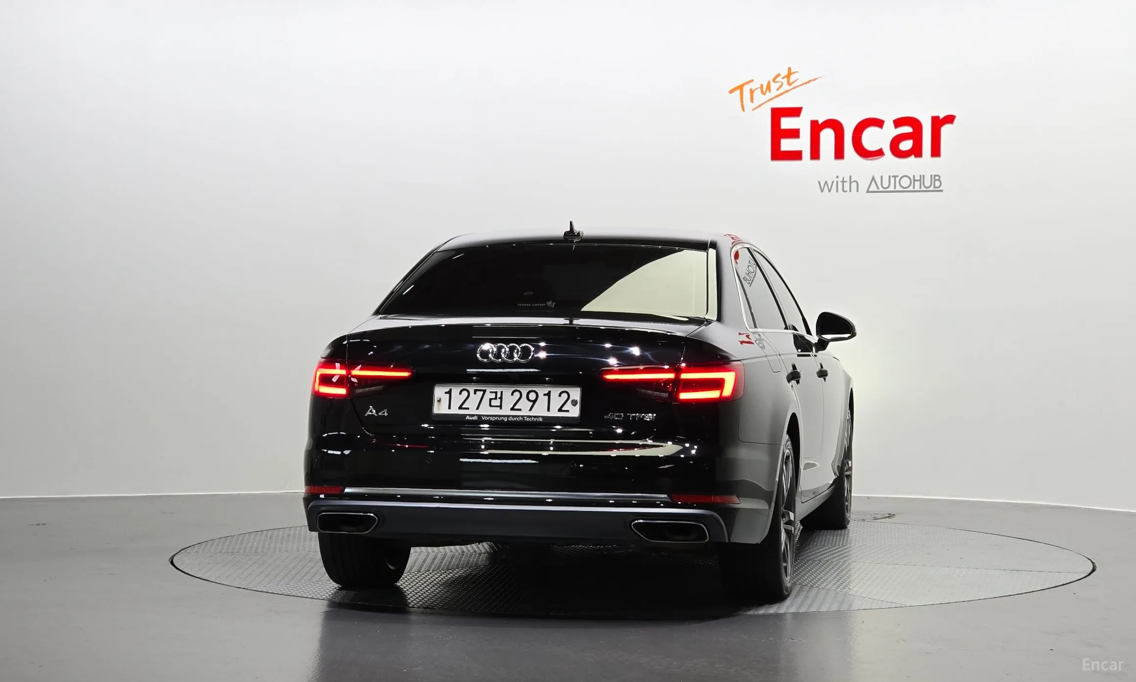 Audi A4 (B9) превью 3