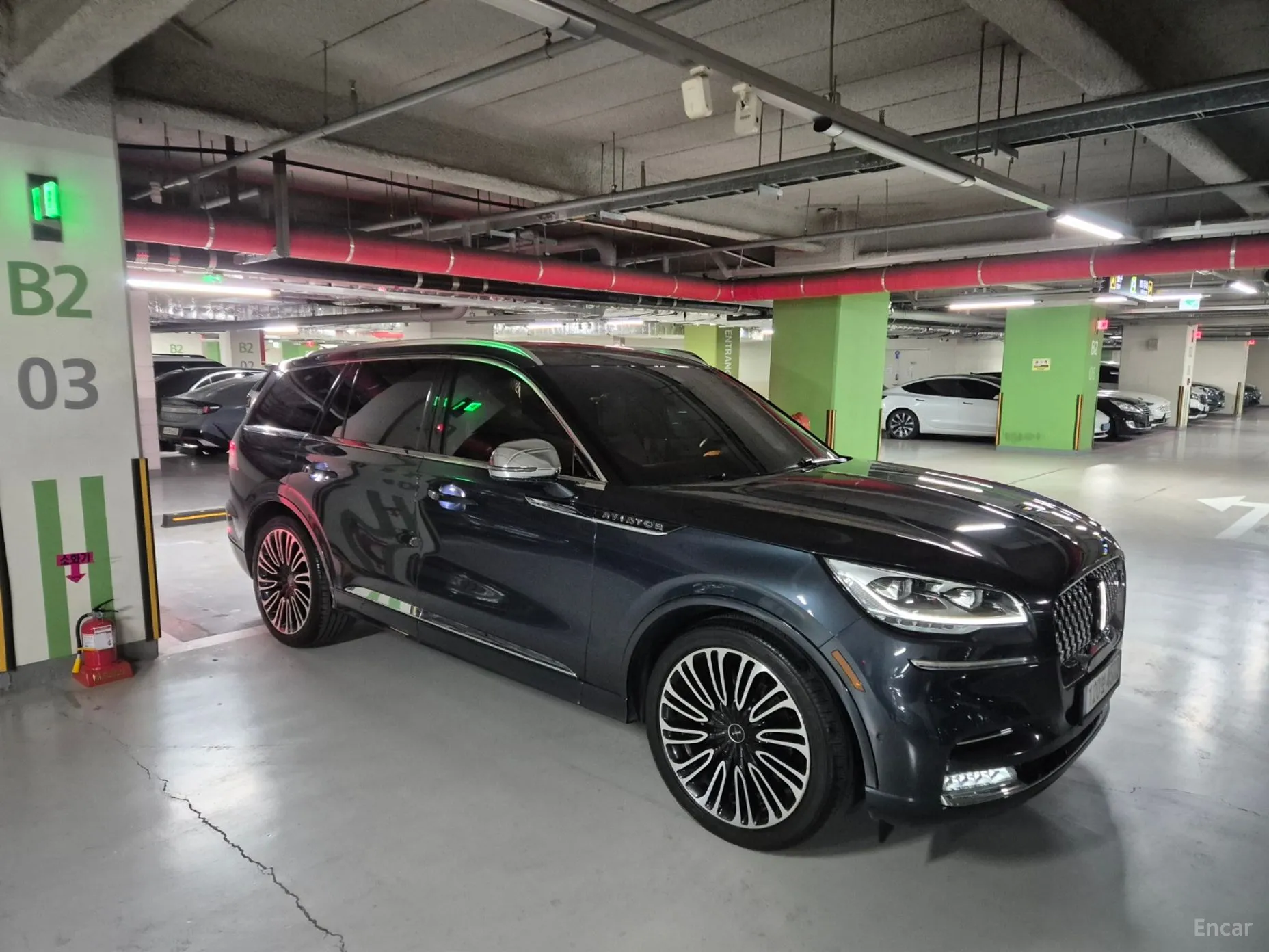 Lincoln Aviator 2nd Generation превью 3