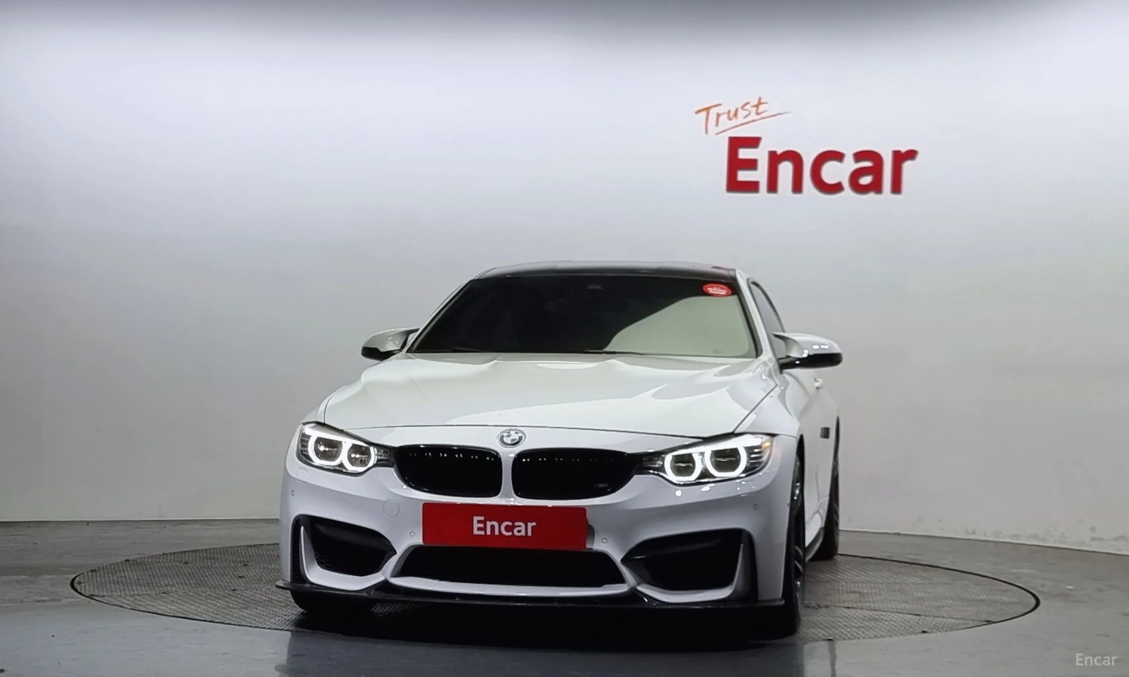 BMW M4 (F82) превью 2