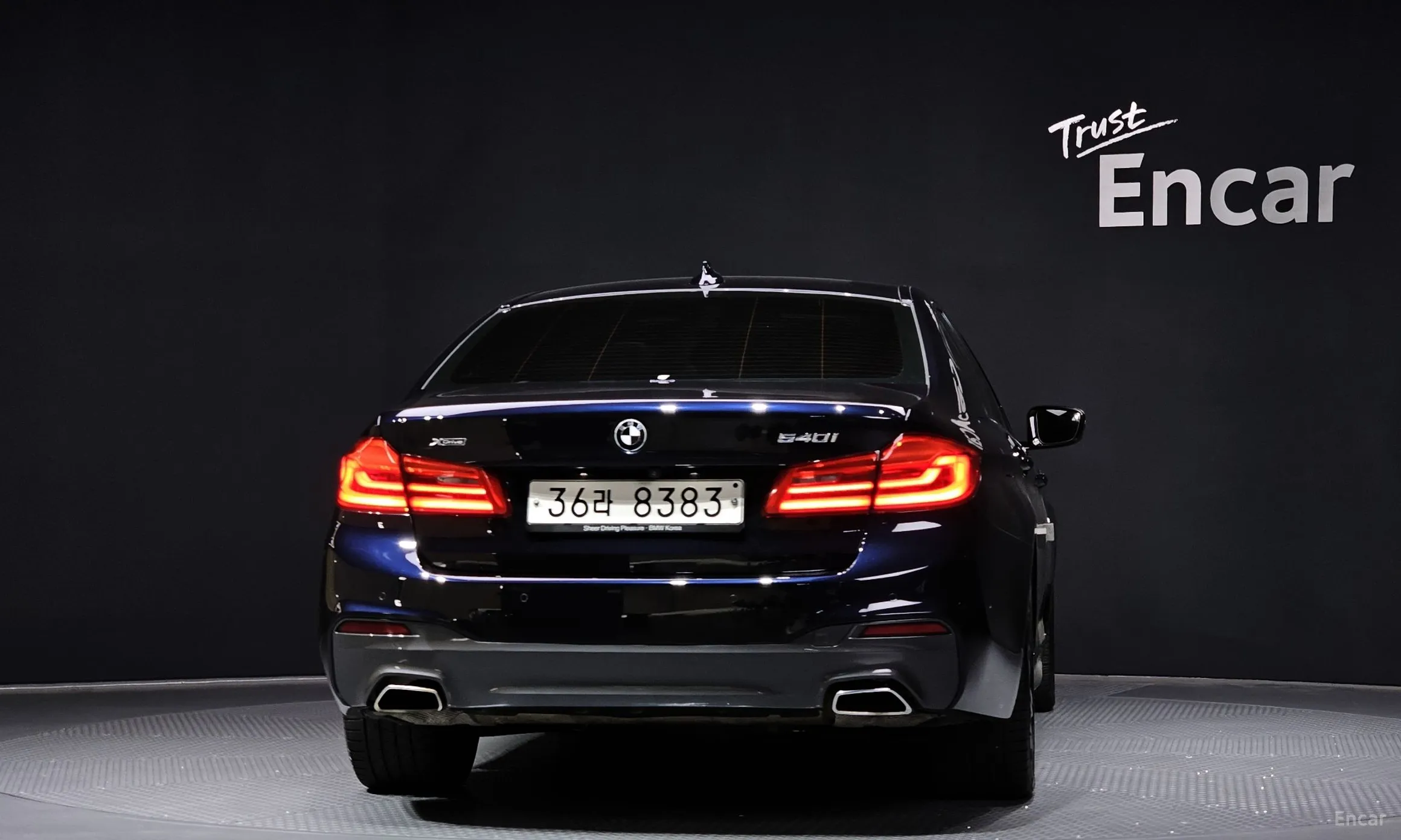 BMW 5 Series (G30) превью 3