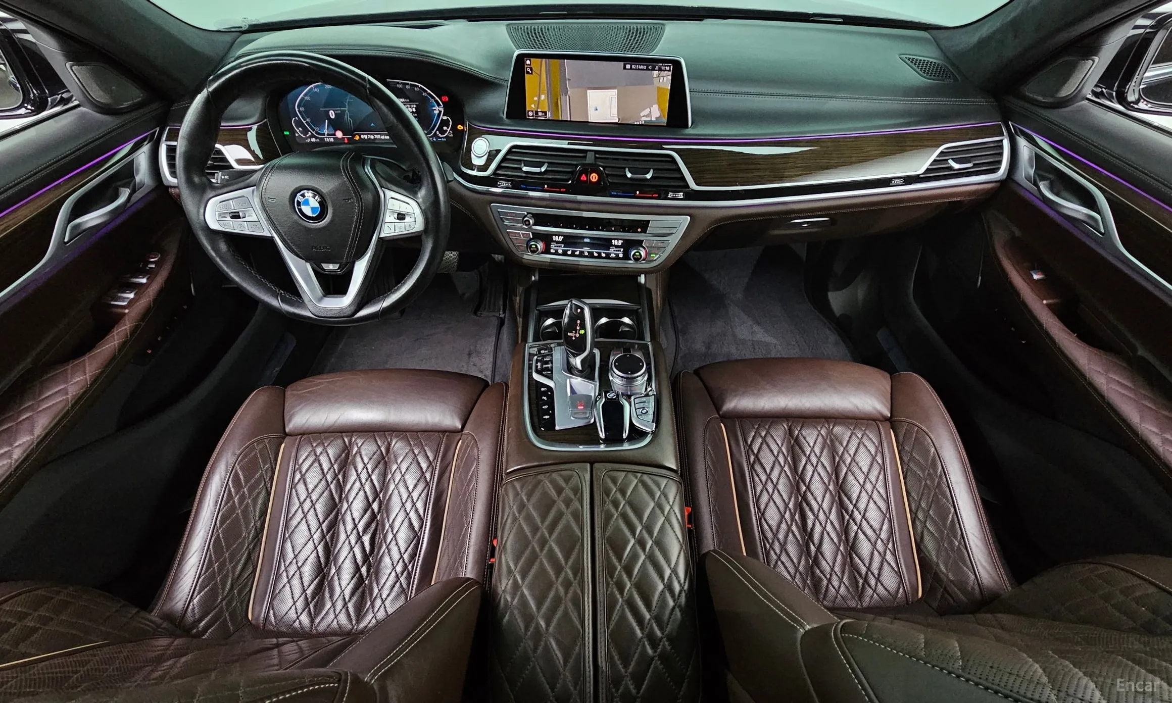 BMW 7 Series (G11) превью 4