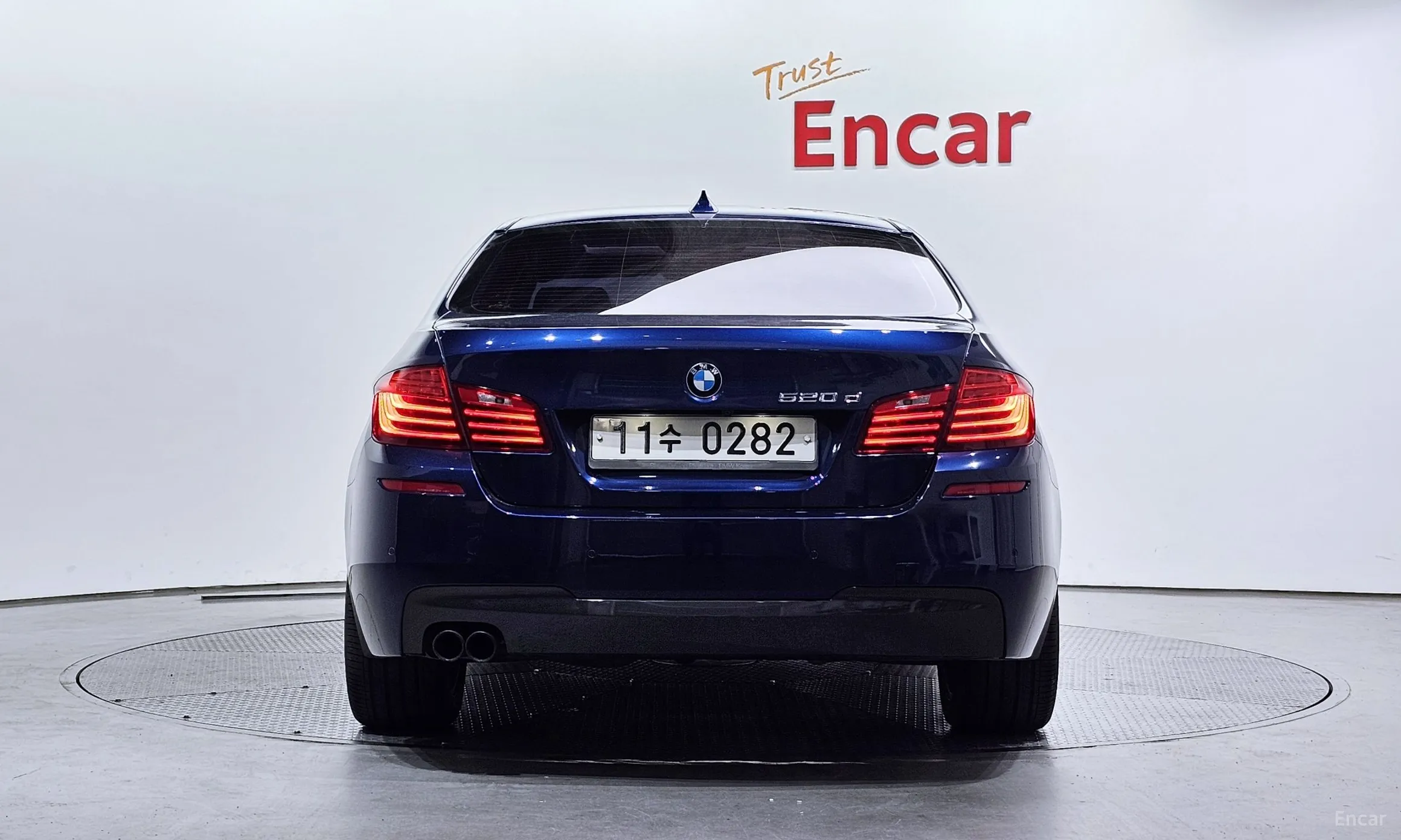 BMW 5 Series (F10) превью 3