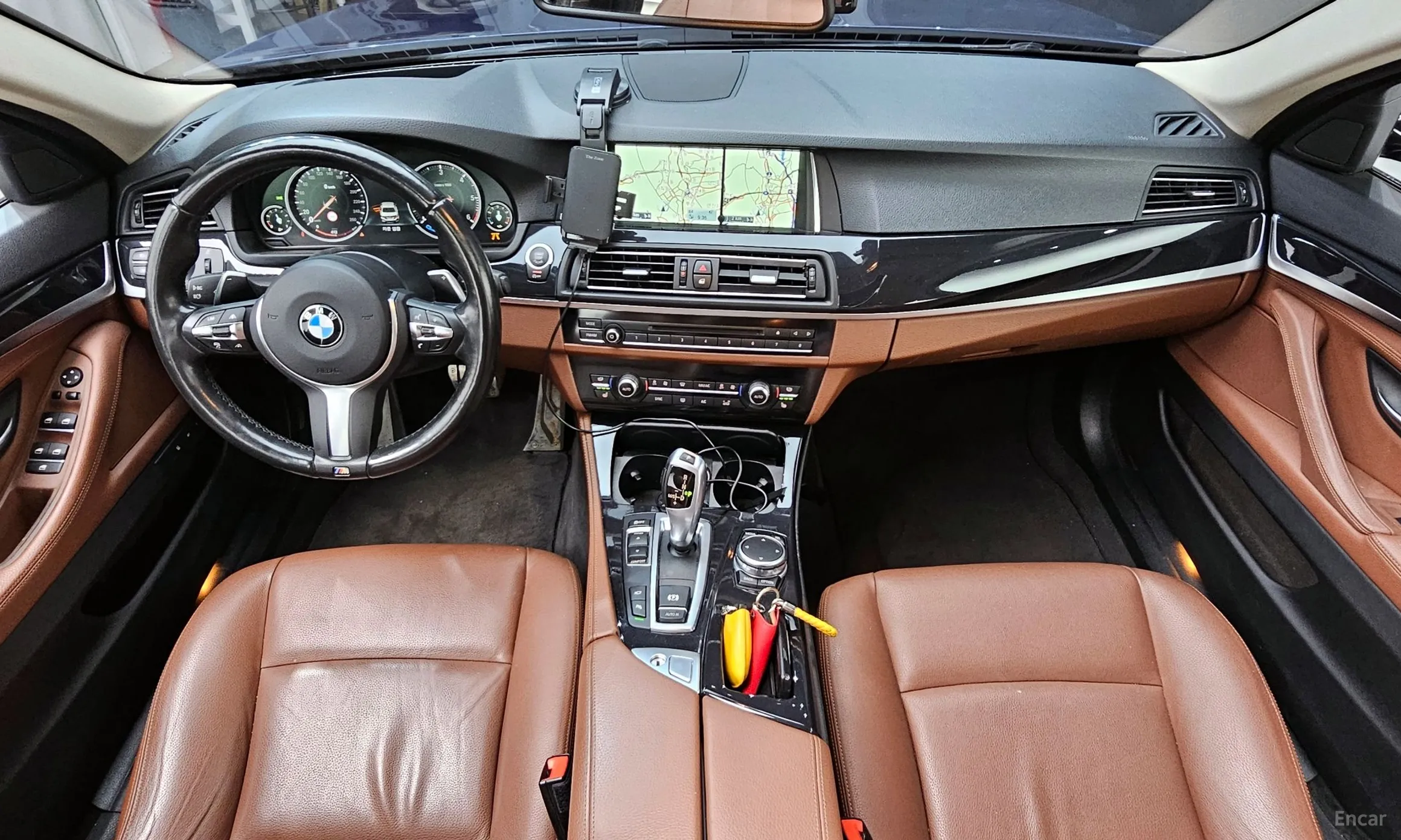 BMW 5 Series (F10) превью 4