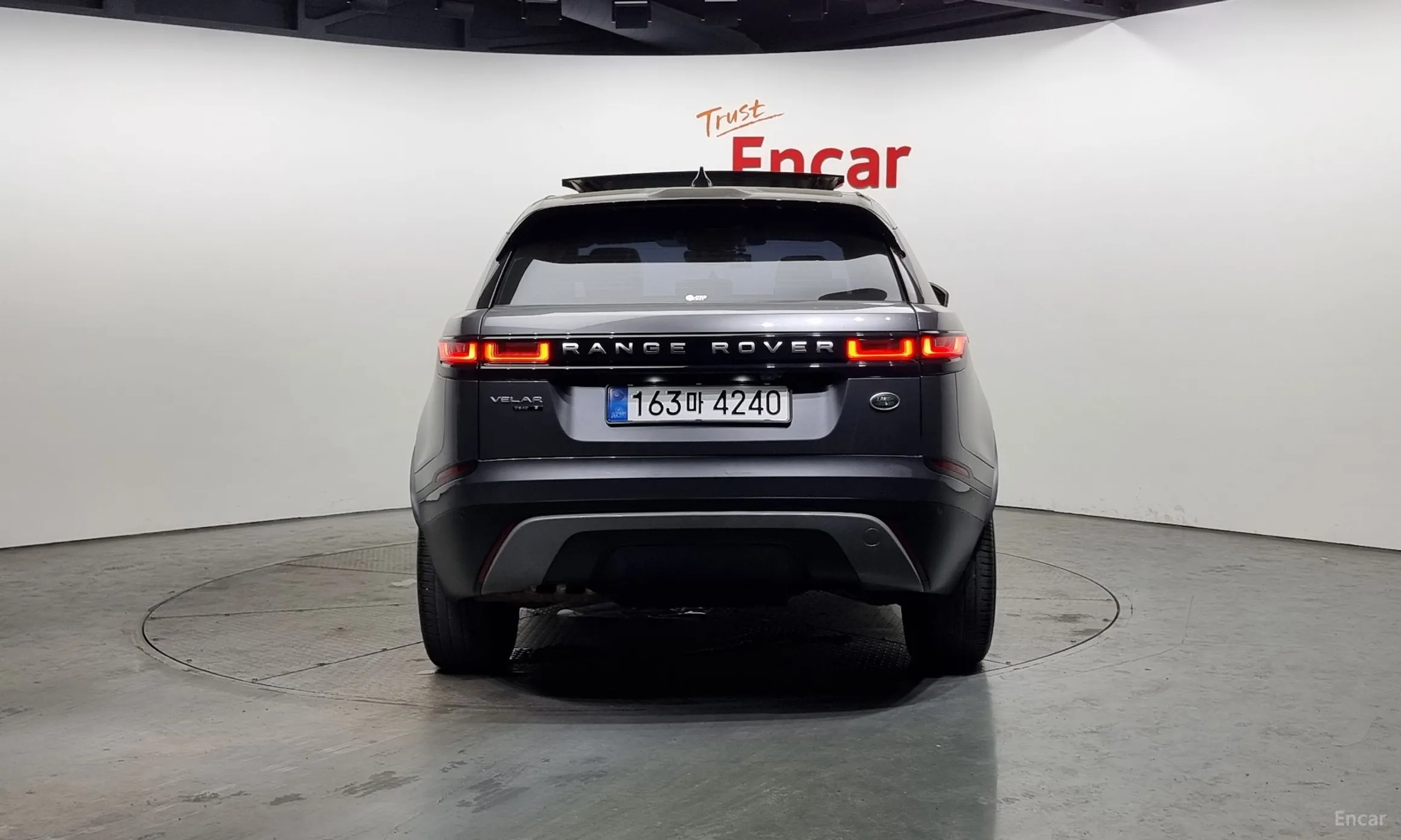 Land Rover Range Rover Bella превью 3