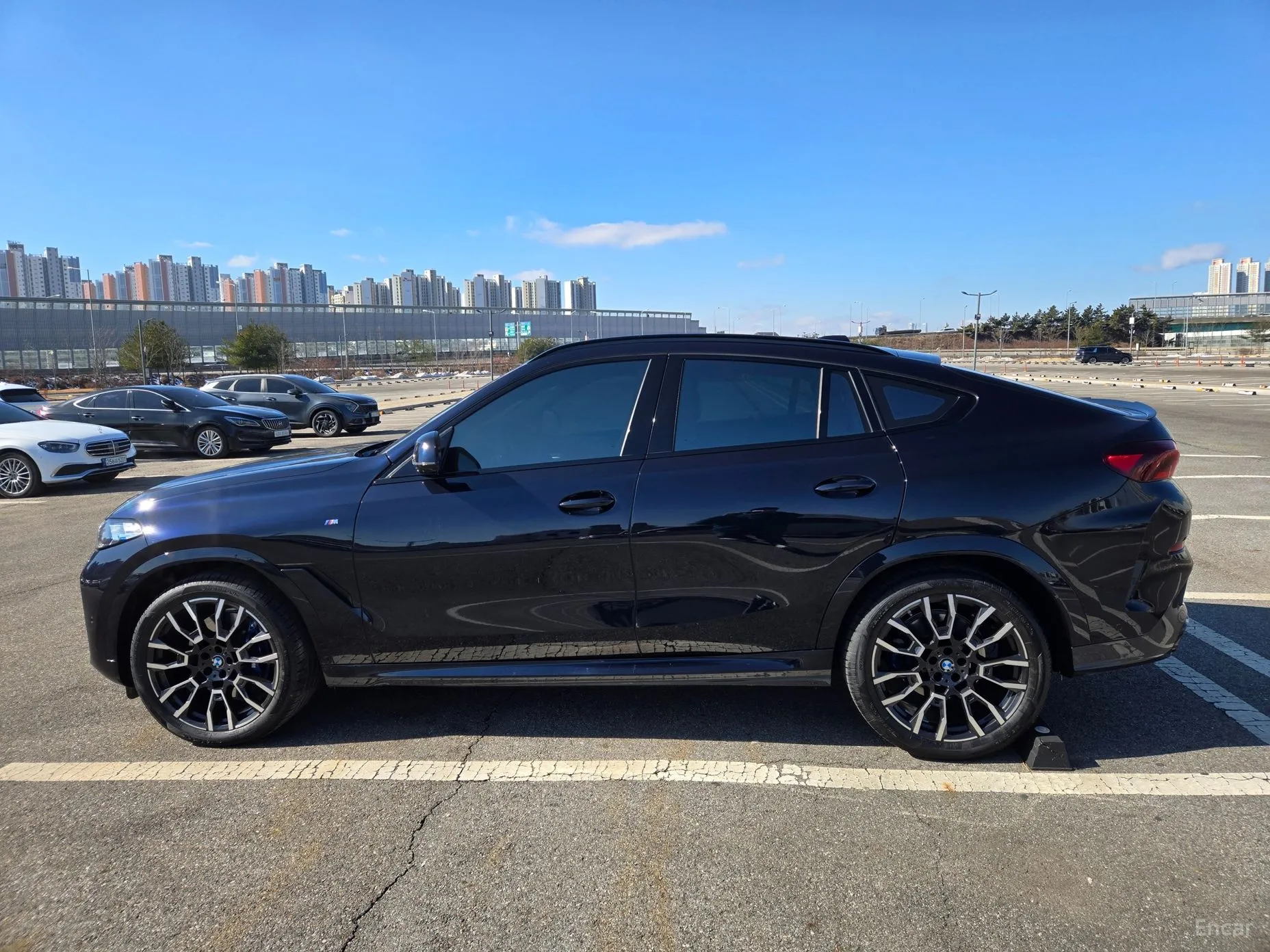 BMW X6 (G06)