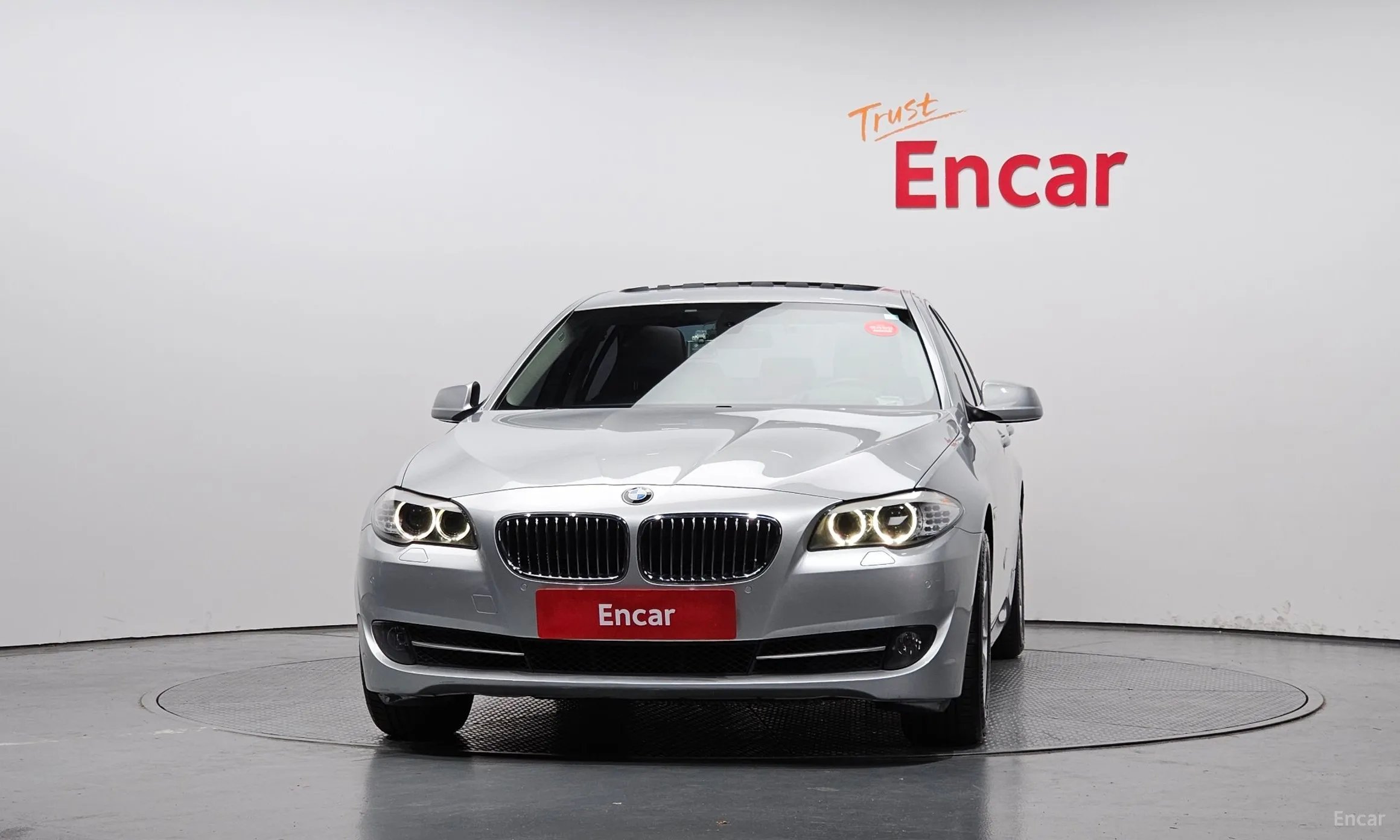 BMW 5 Series (F10) превью 2
