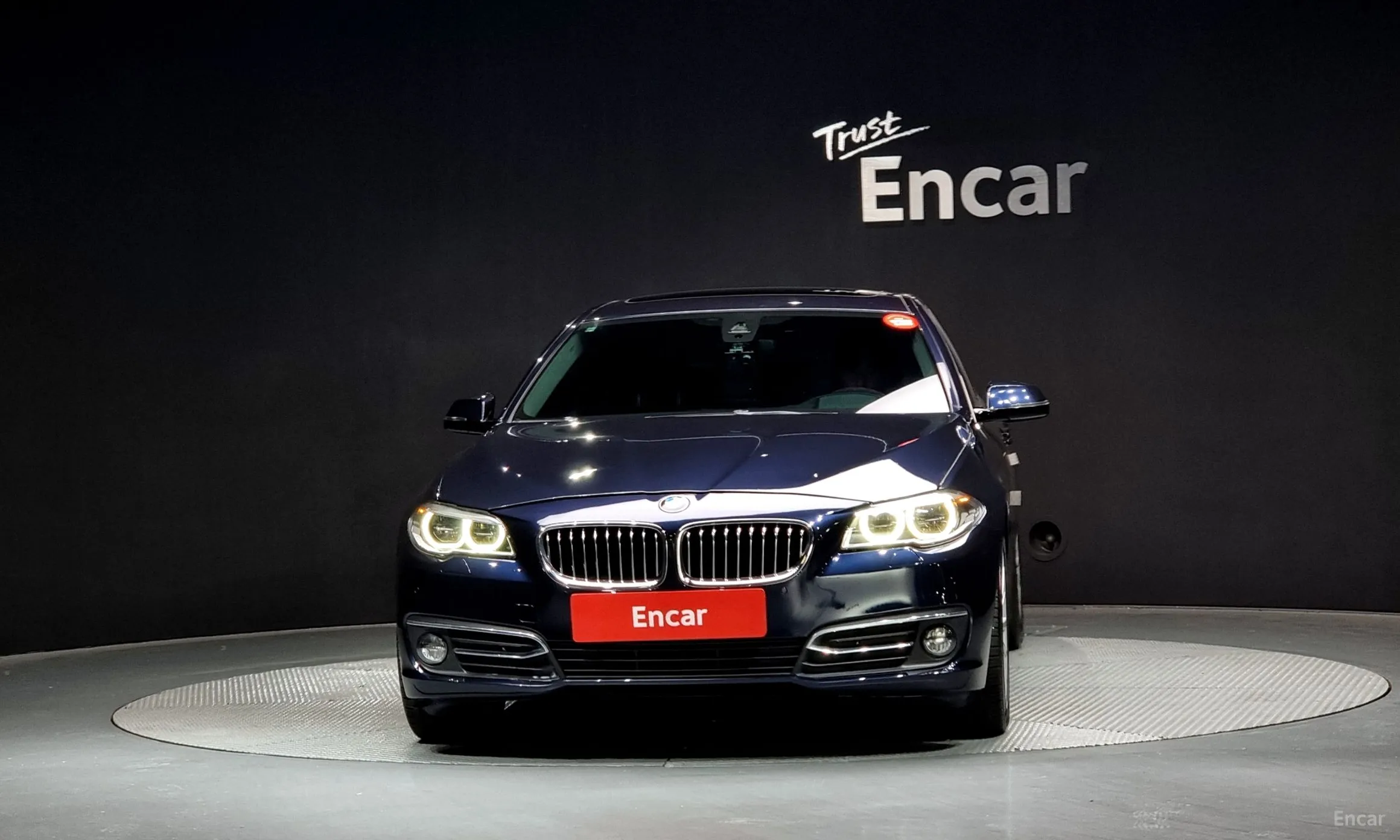 BMW 5 Series (F10) превью 2