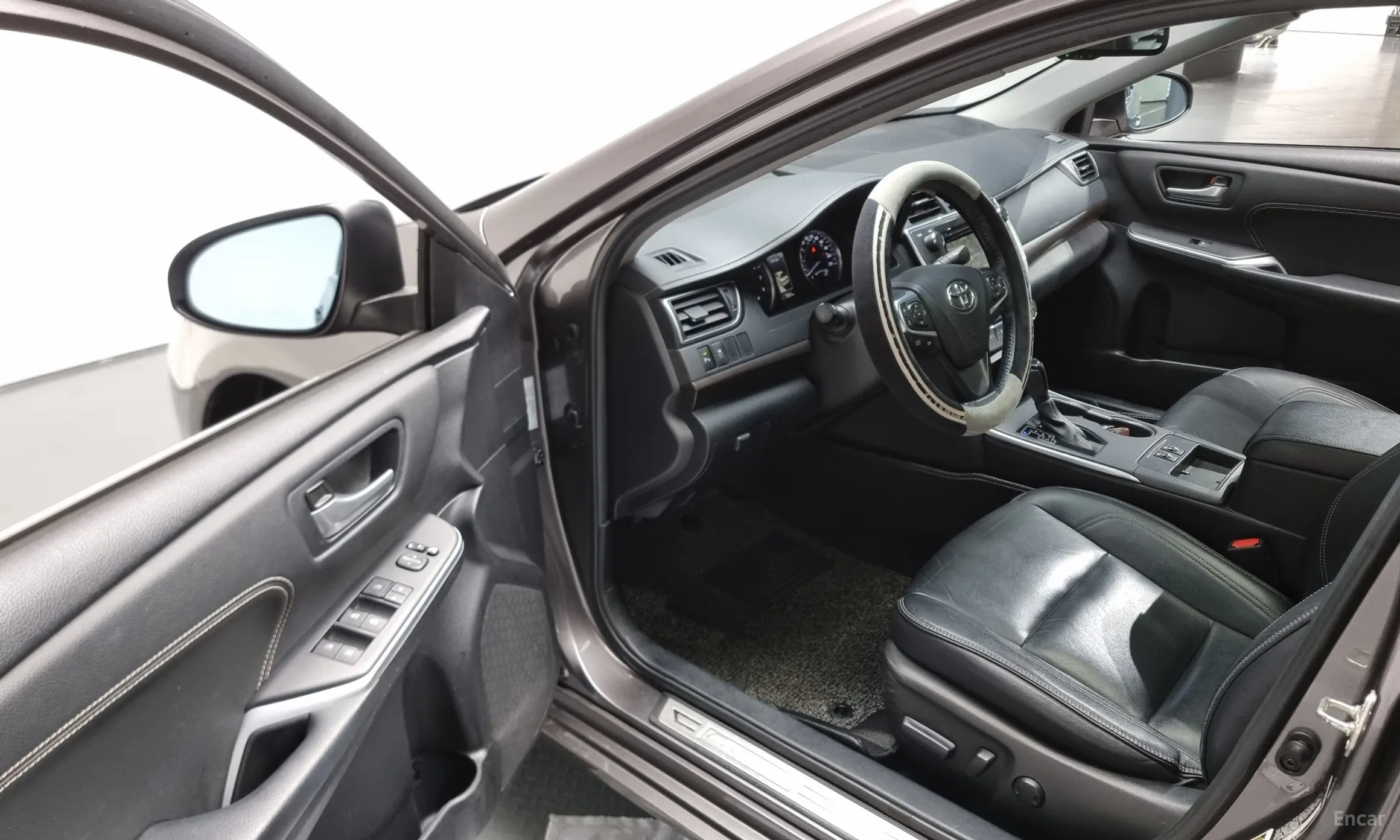 Toyota New Camry превью 11