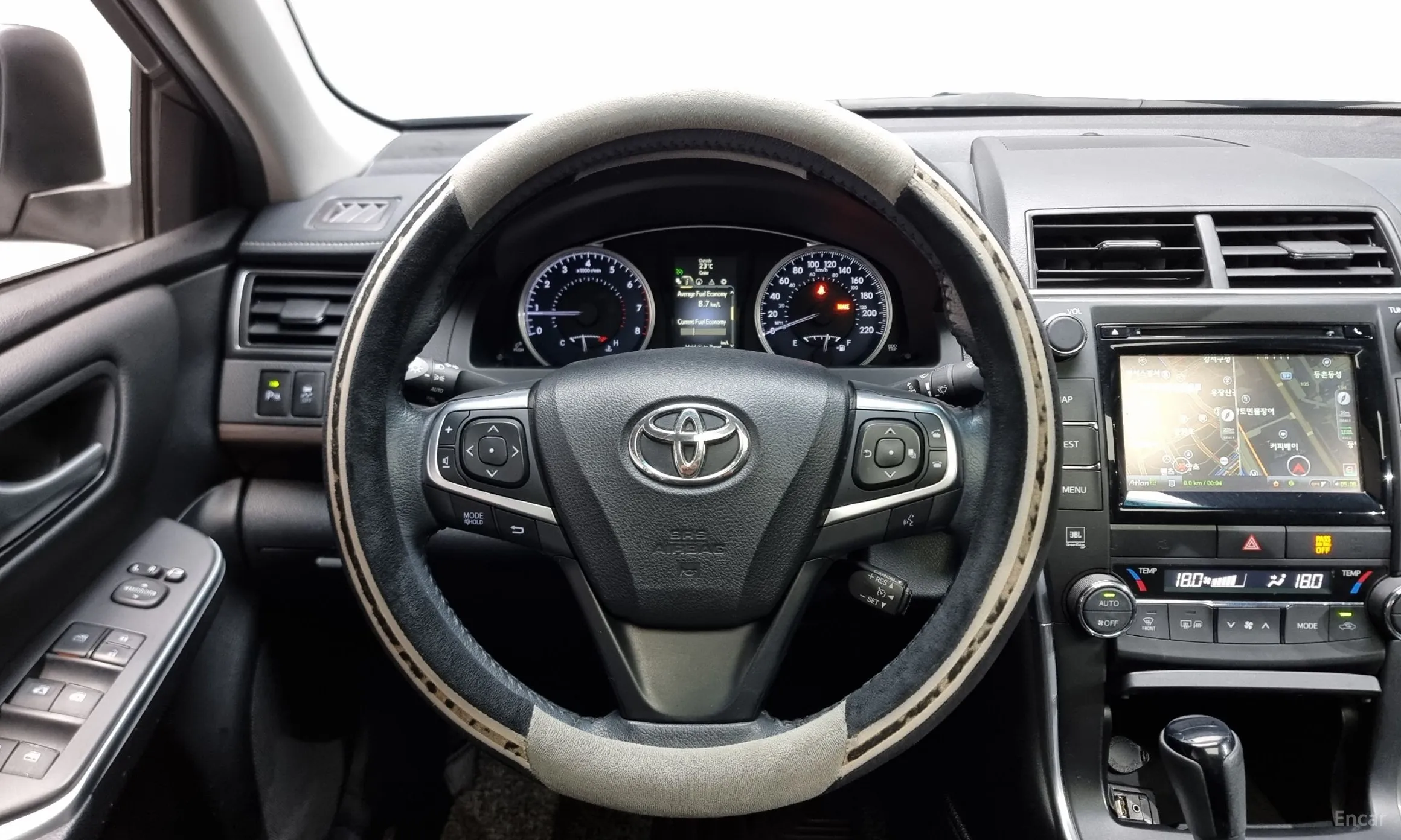 Toyota New Camry превью 13