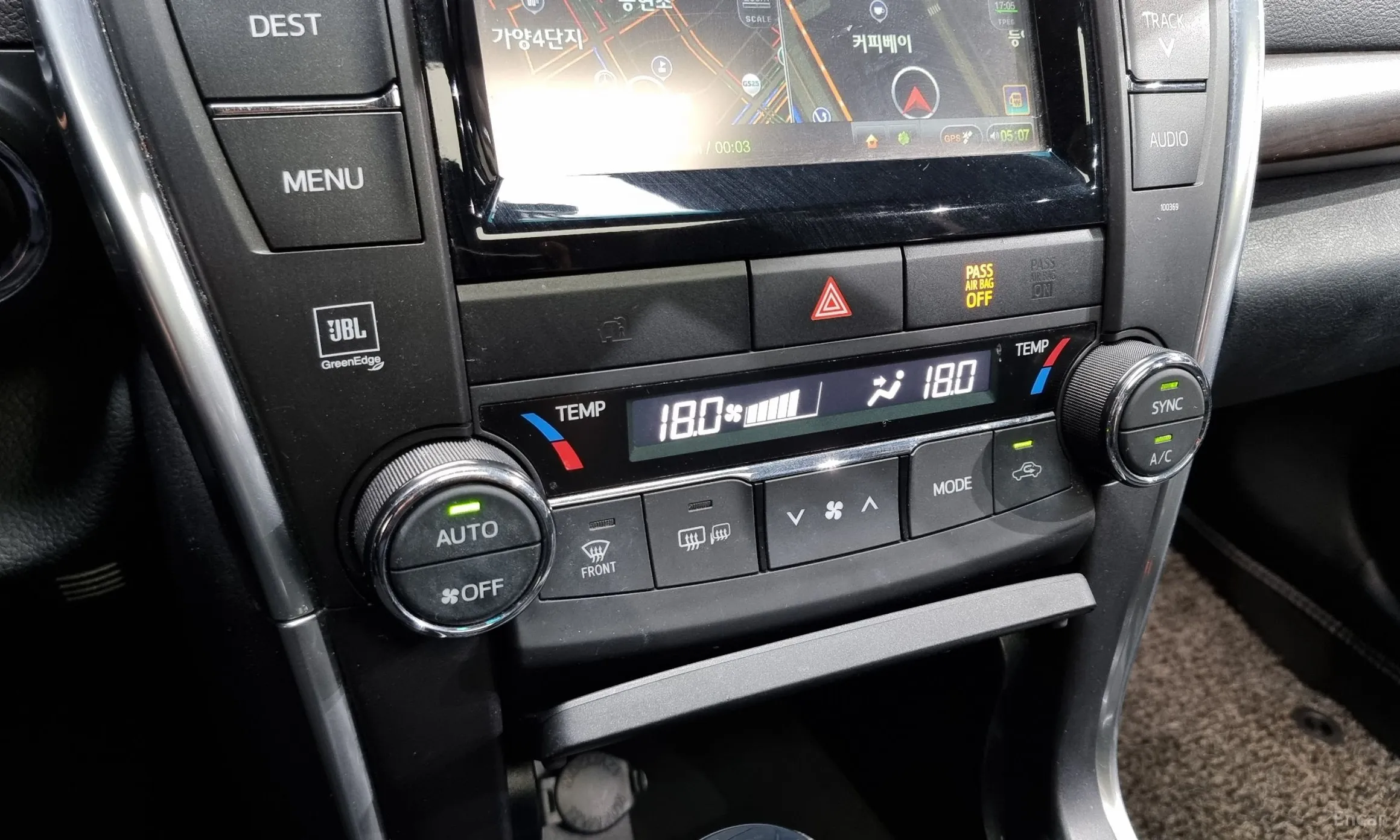 Toyota New Camry превью 16
