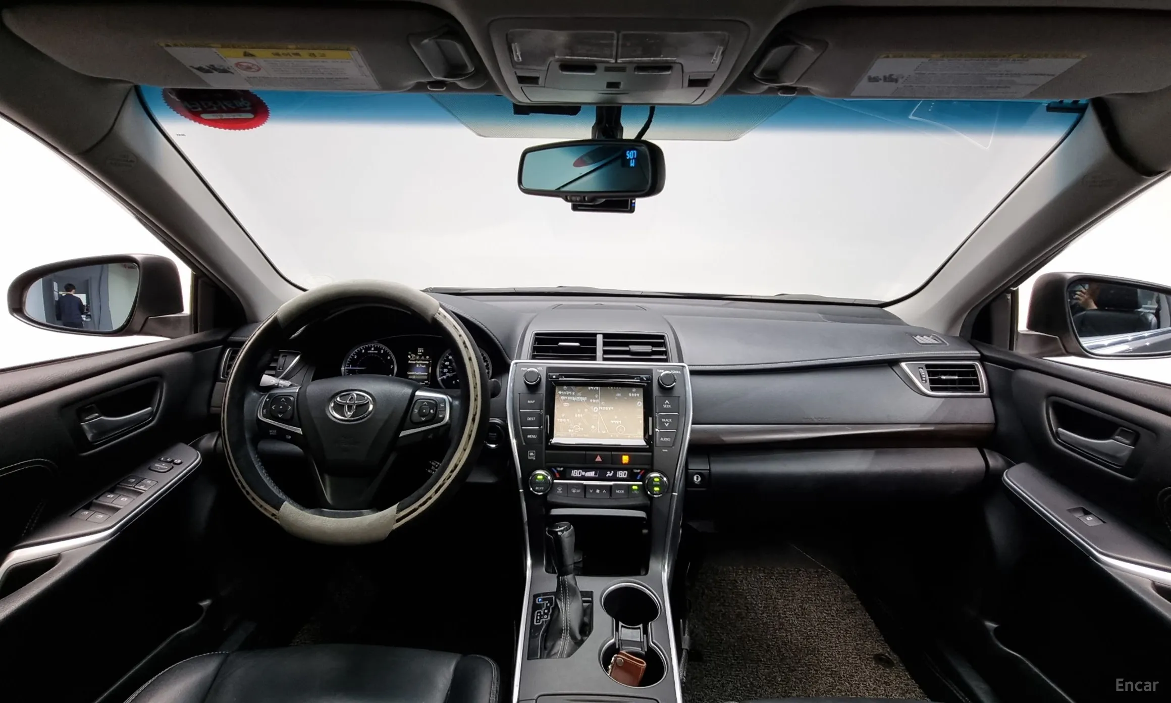 Toyota New Camry превью 7