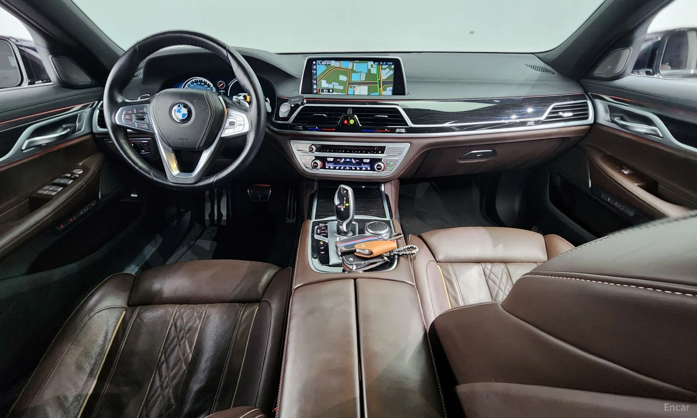 BMW 7 Series (G11) превью 4