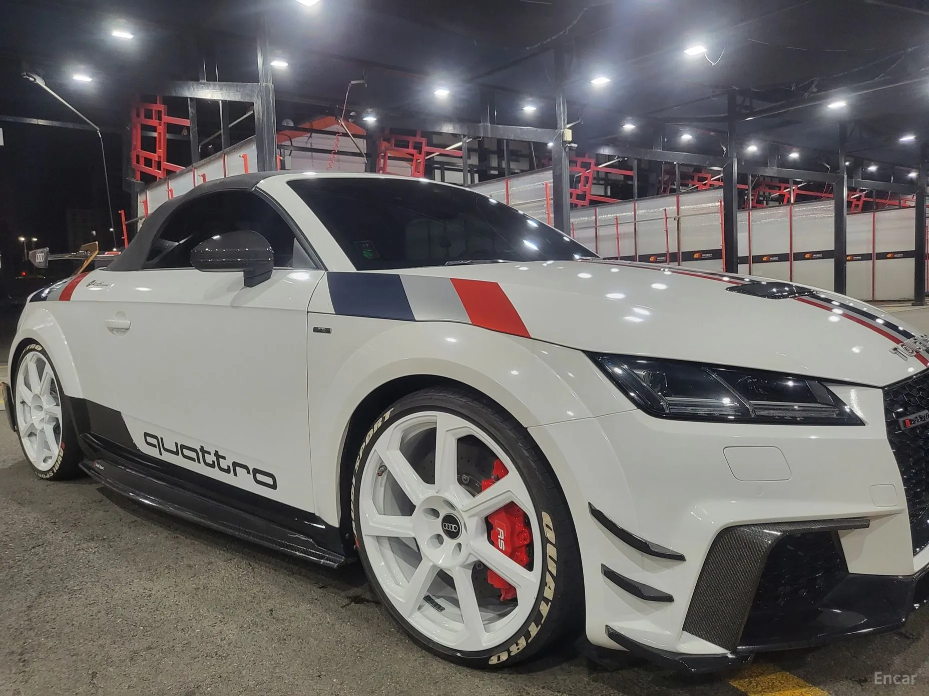 Audi TT (8S) превью 4