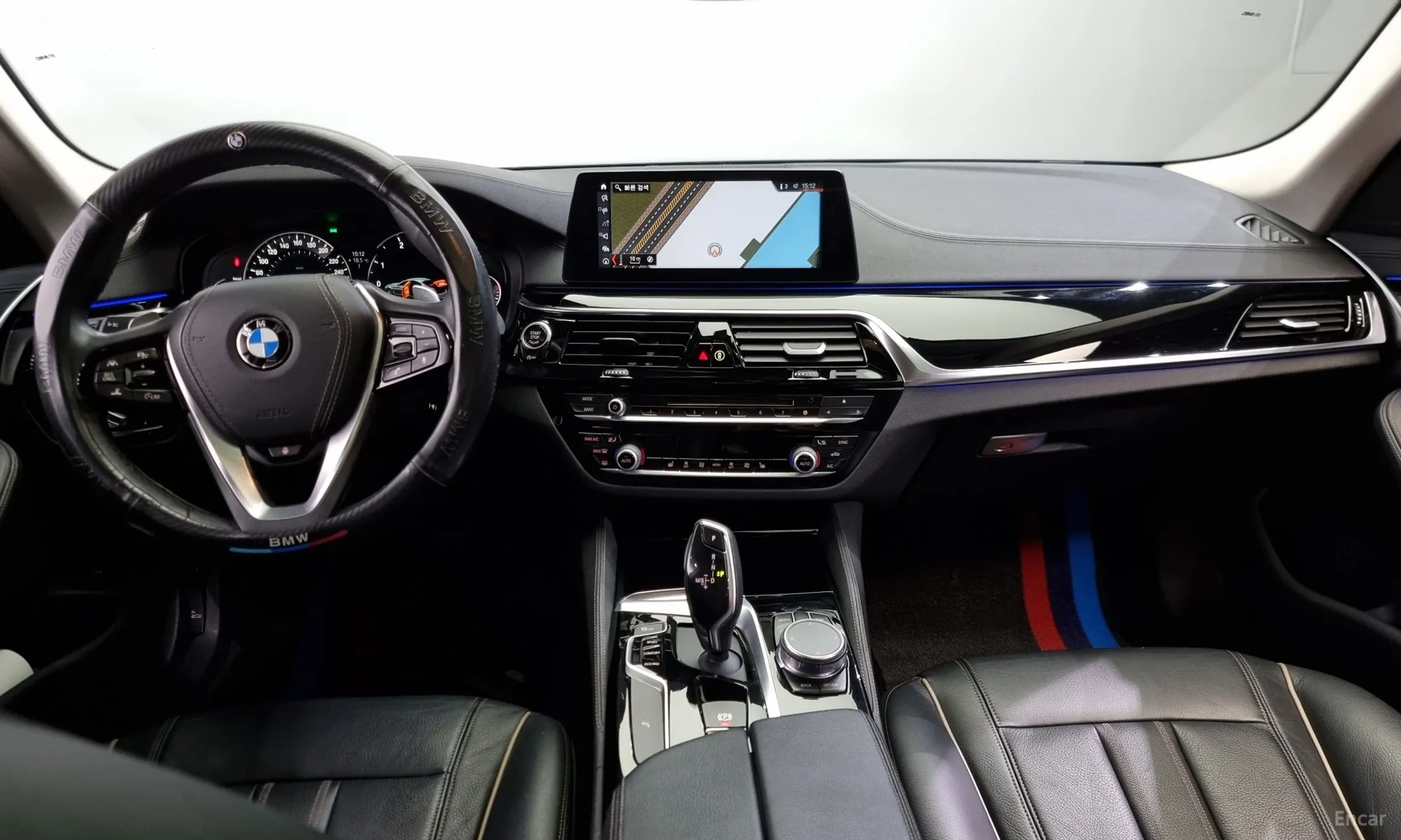 BMW 5 Series (G30) превью 4