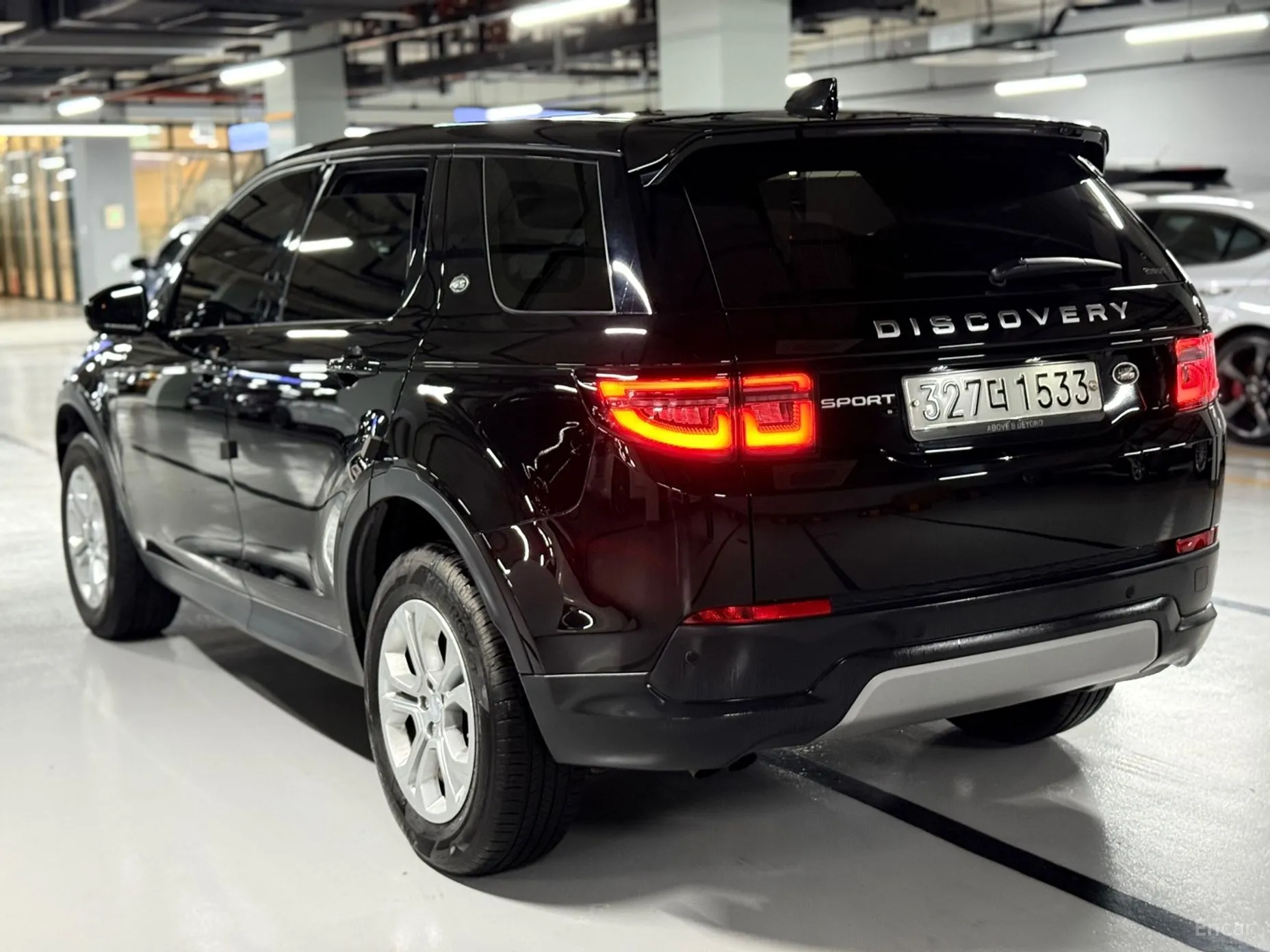 Land Rover Discovery Sports превью 2