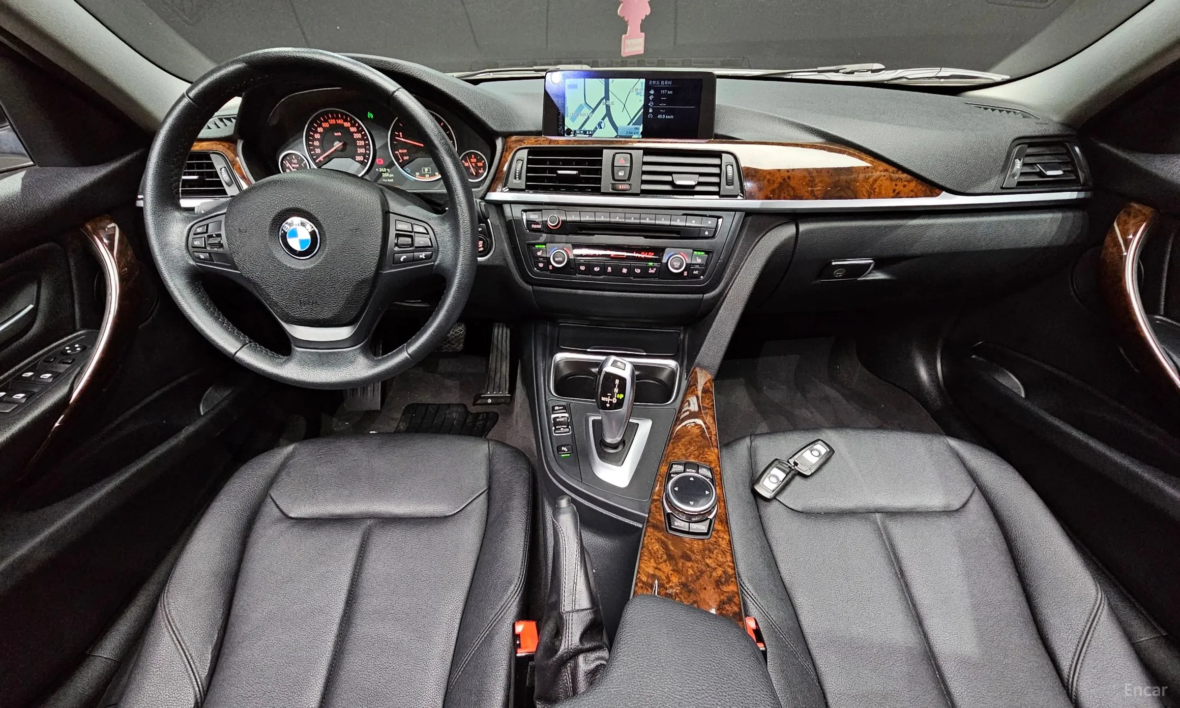 BMW 3 Series (F30) превью 4
