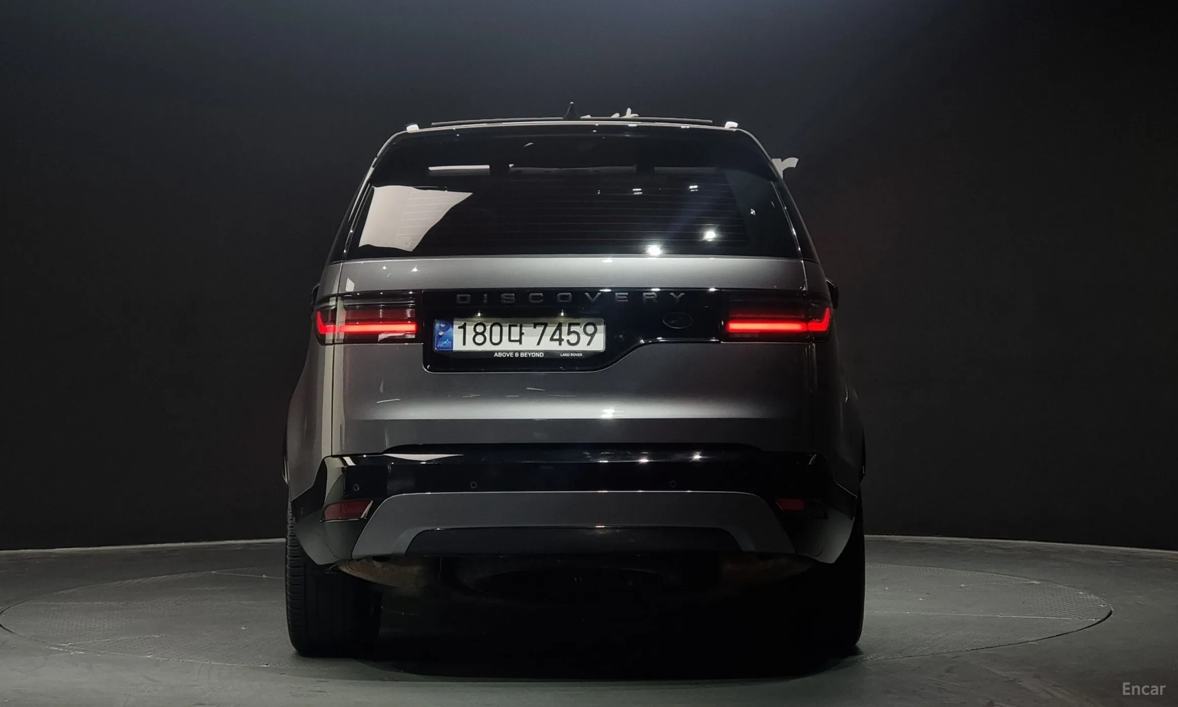 Land Rover Discovery 5 превью 3