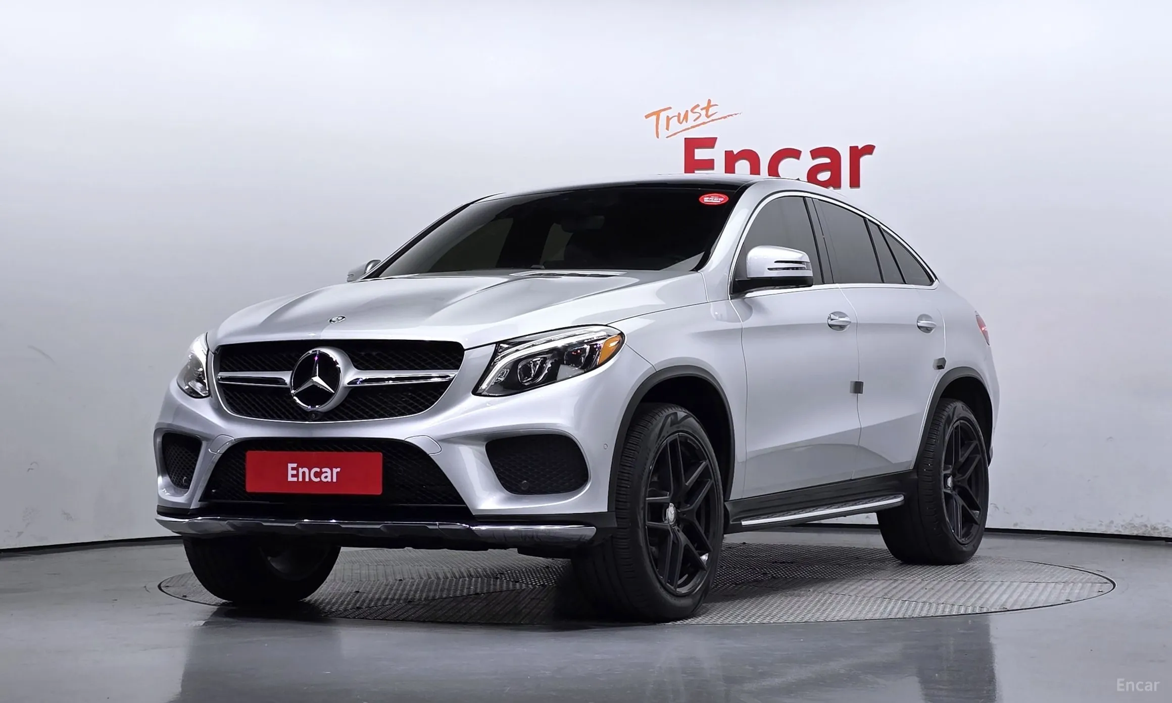 Mercedes Benz GLE-Class W166
