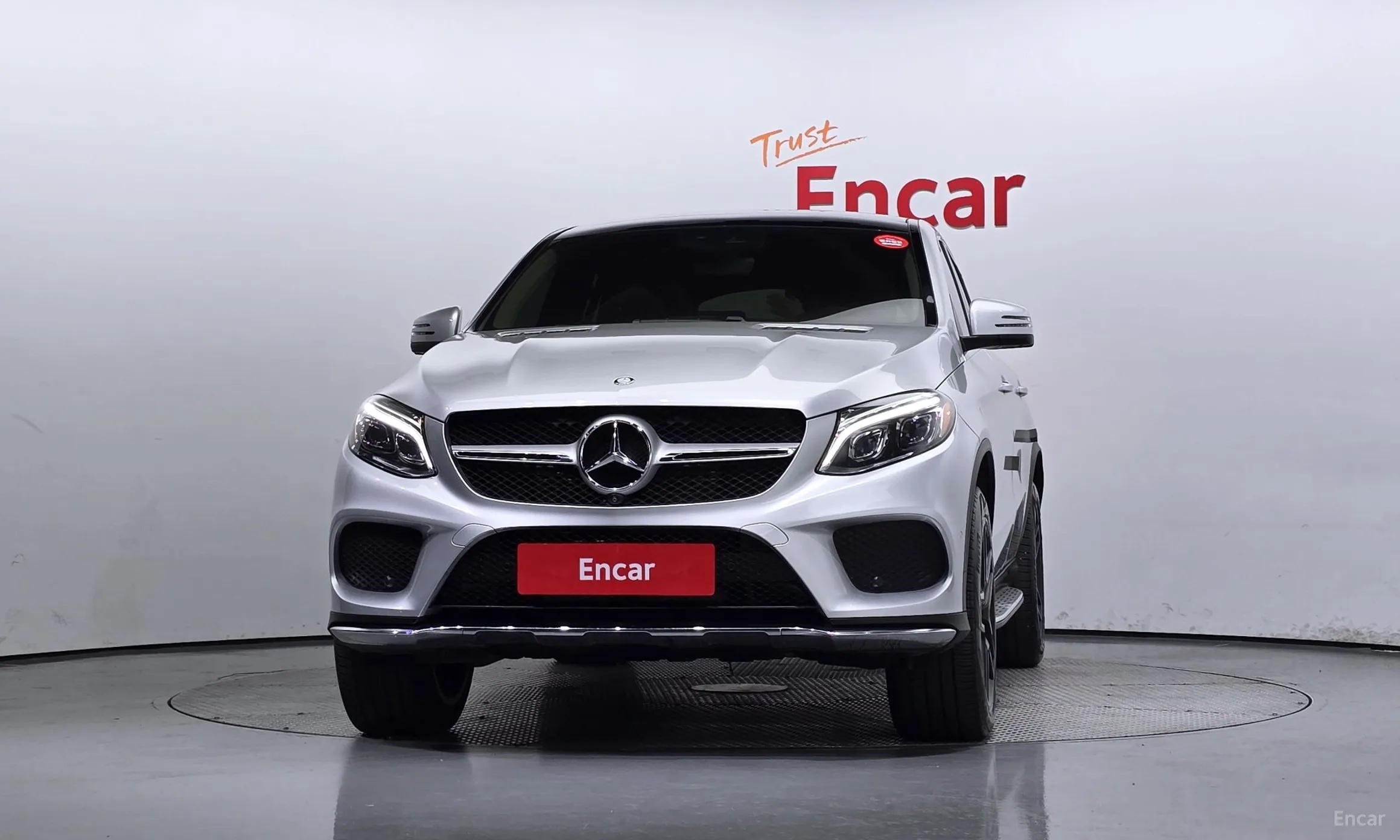 Mercedes Benz GLE-Class W166