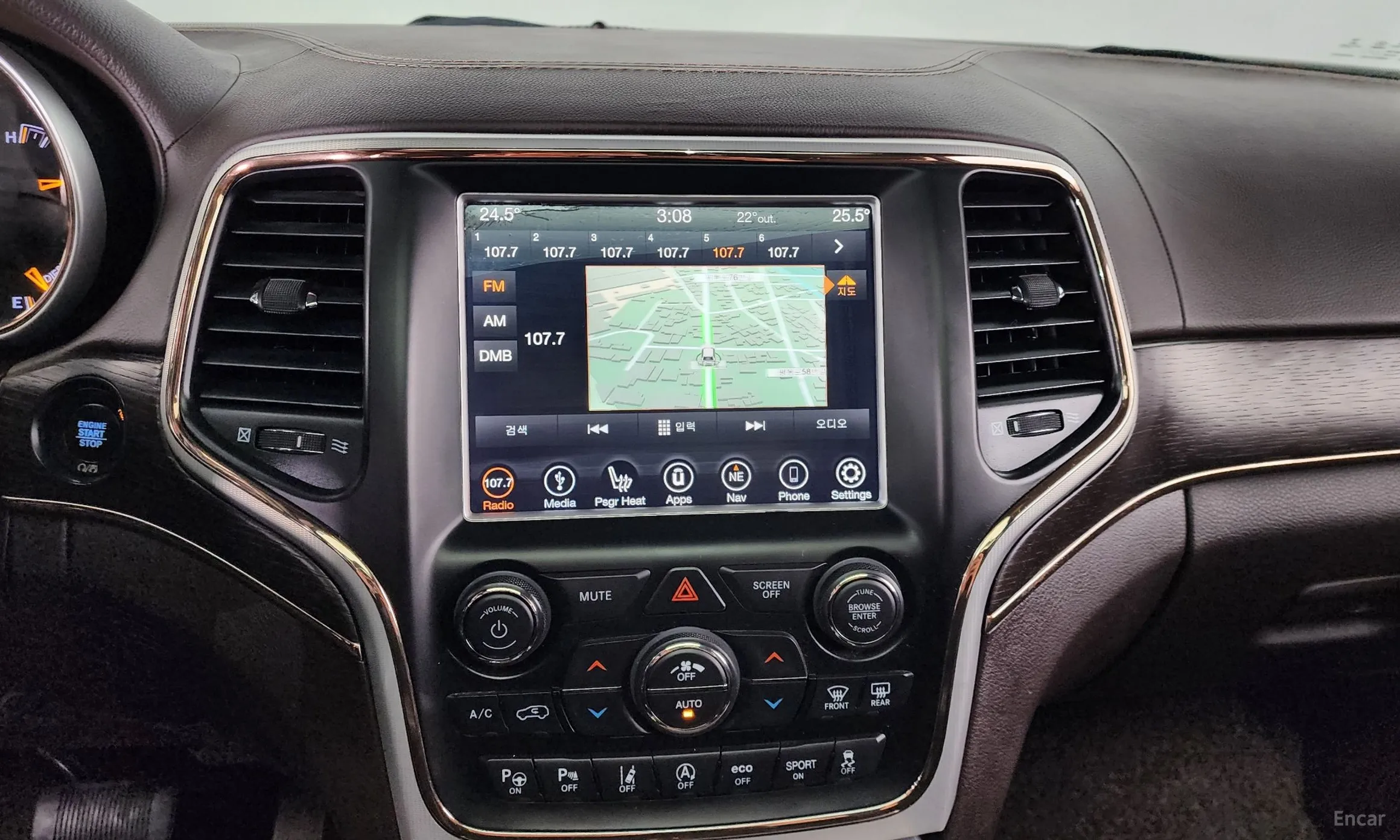 Jeep Grand Cherokee превью 14