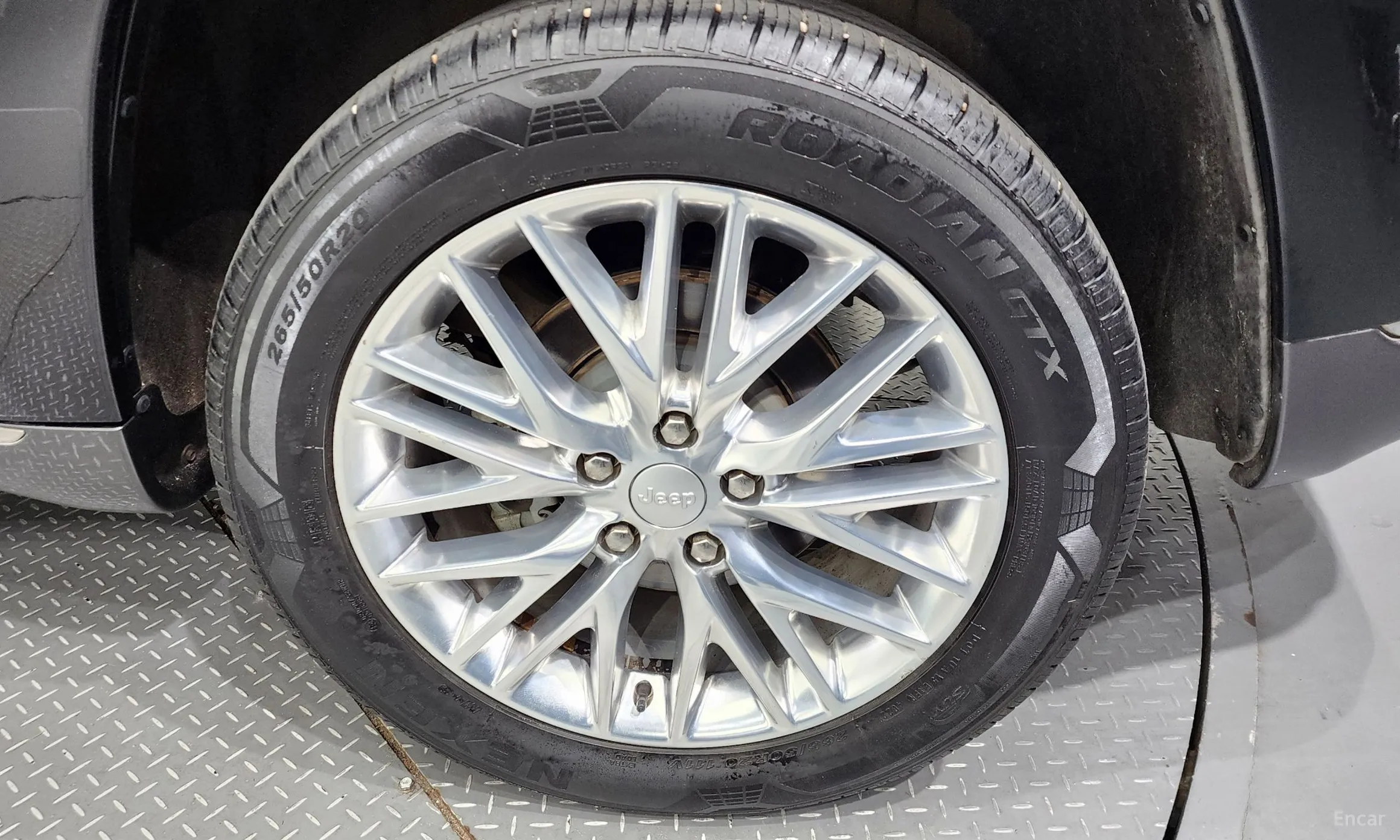Jeep Grand Cherokee превью 5