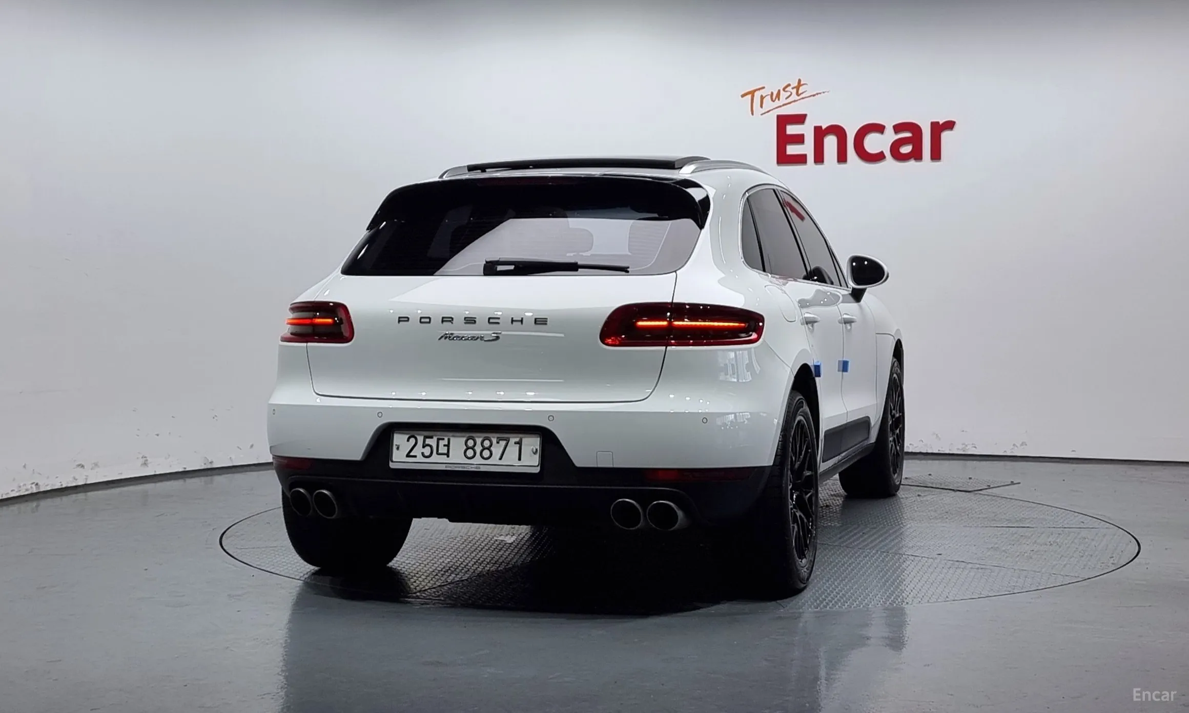 Porsche Macan превью 3
