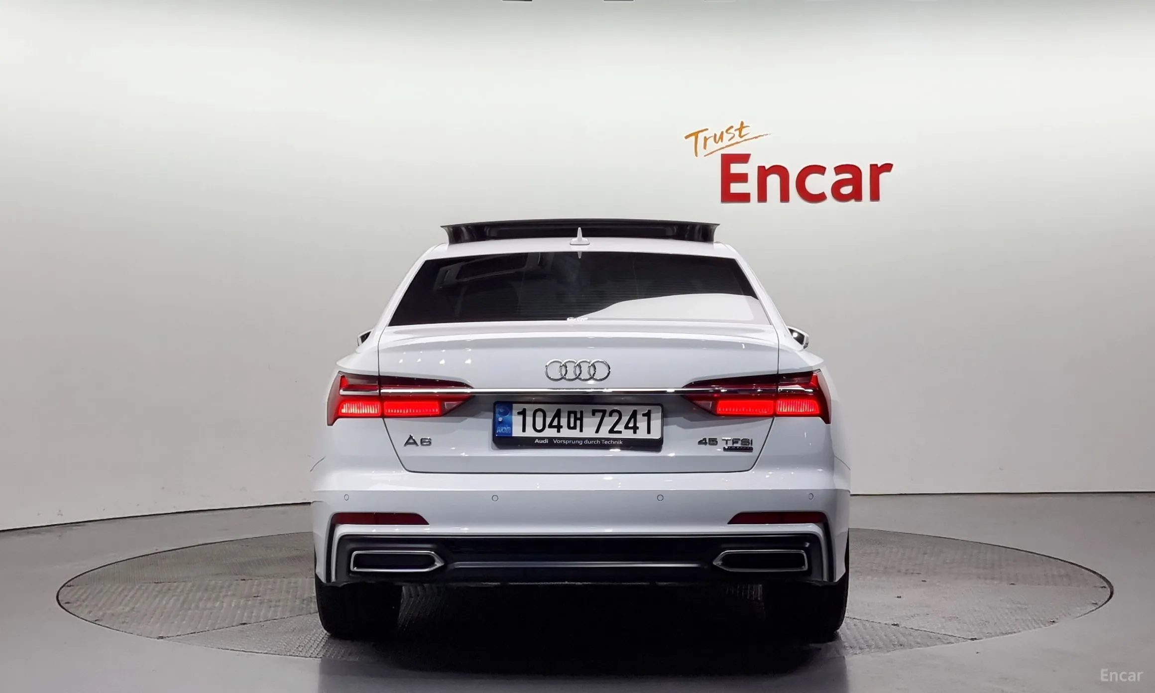 Audi A6 (C8) превью 3