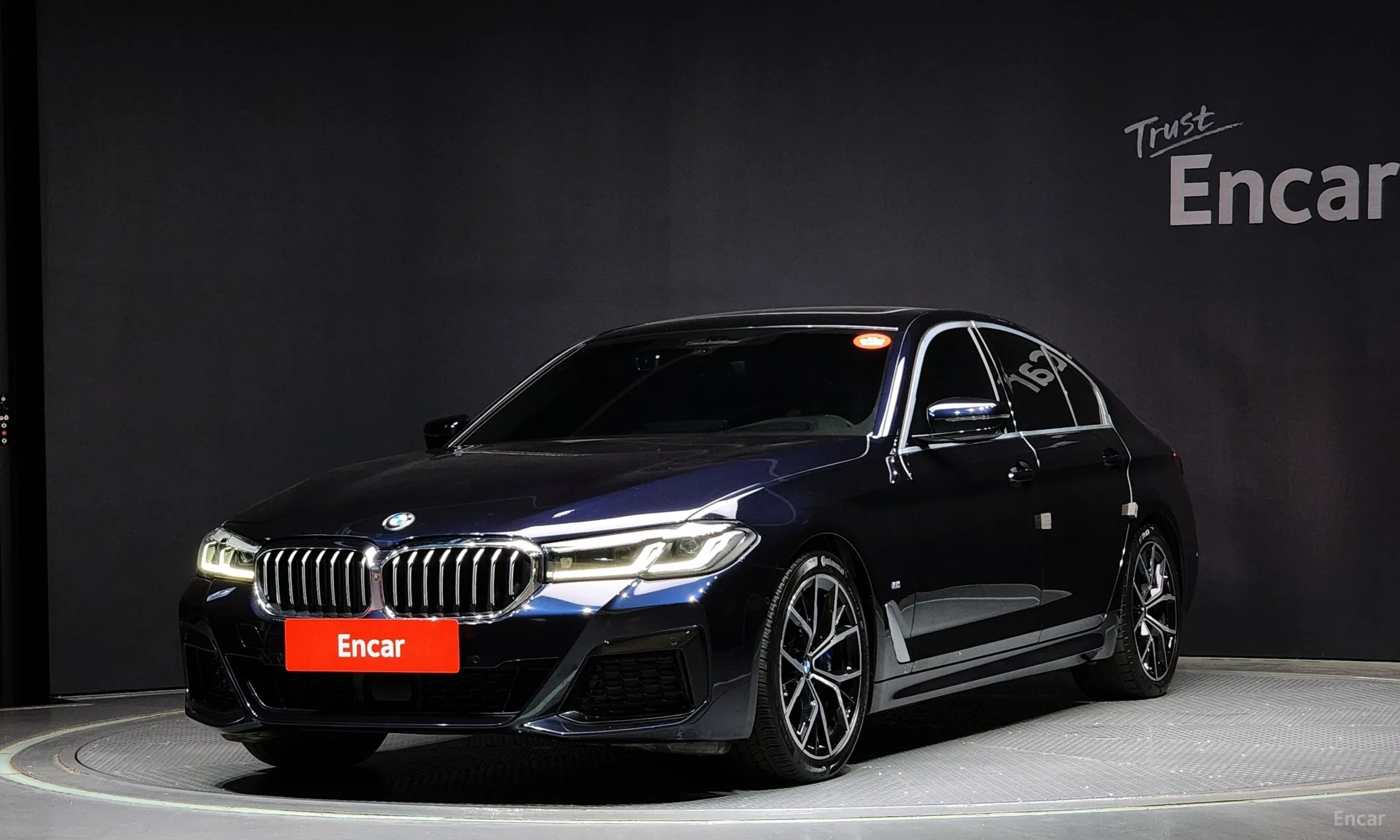 BMW 5 Series (G30)