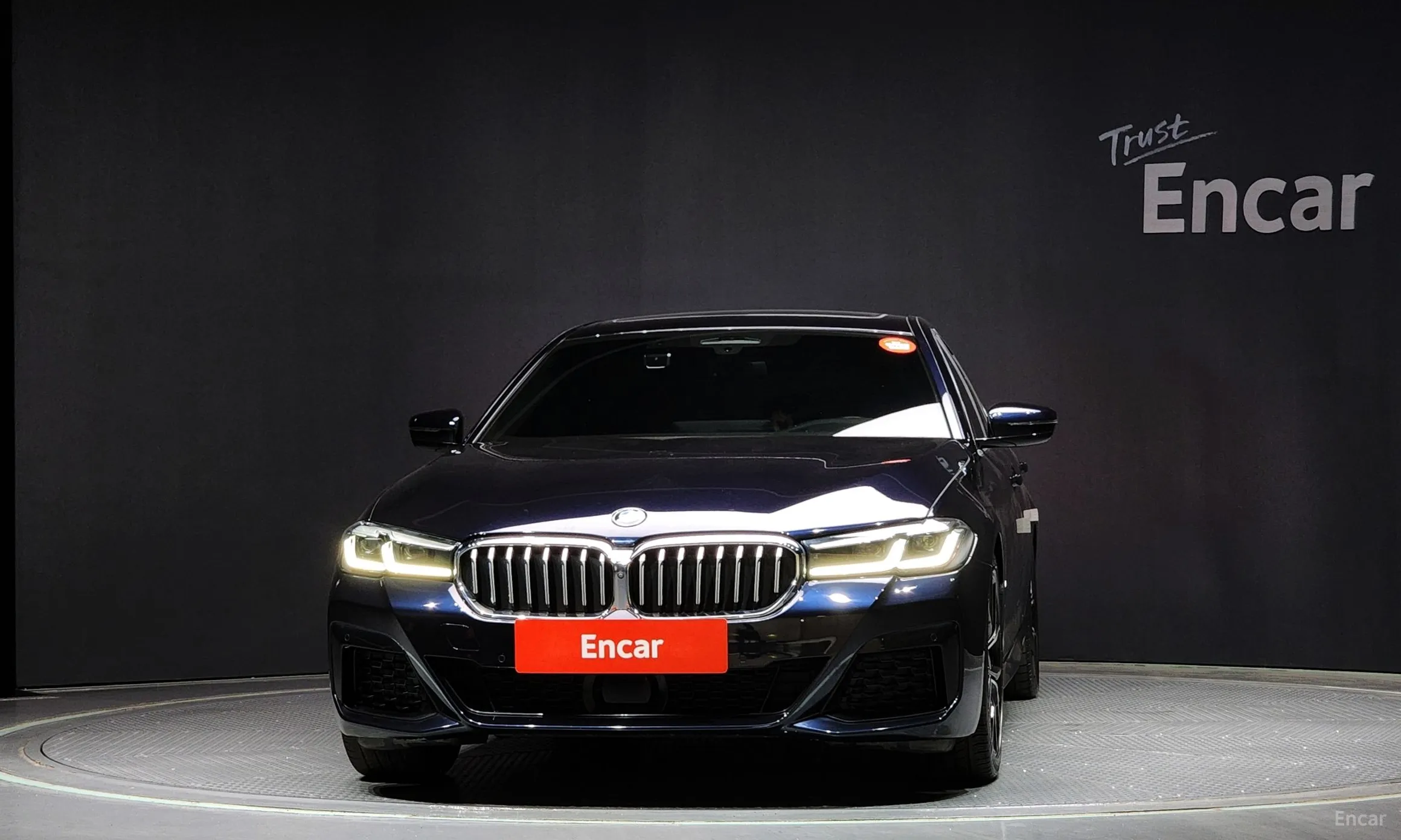 BMW 5 Series (G30)