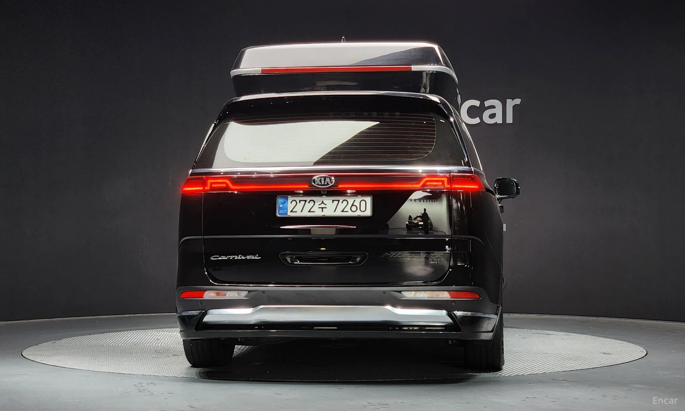 Kia Carnival Gen 4 превью 3