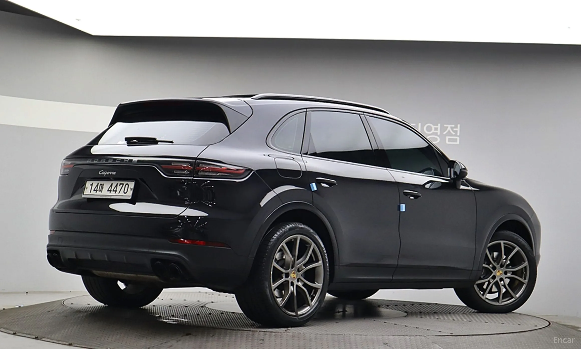 Porsche Cayenne (PO536) превью 3