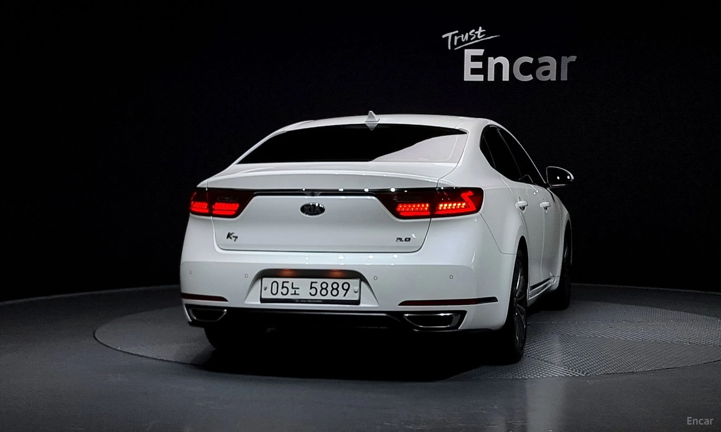 Kia K7 превью 3