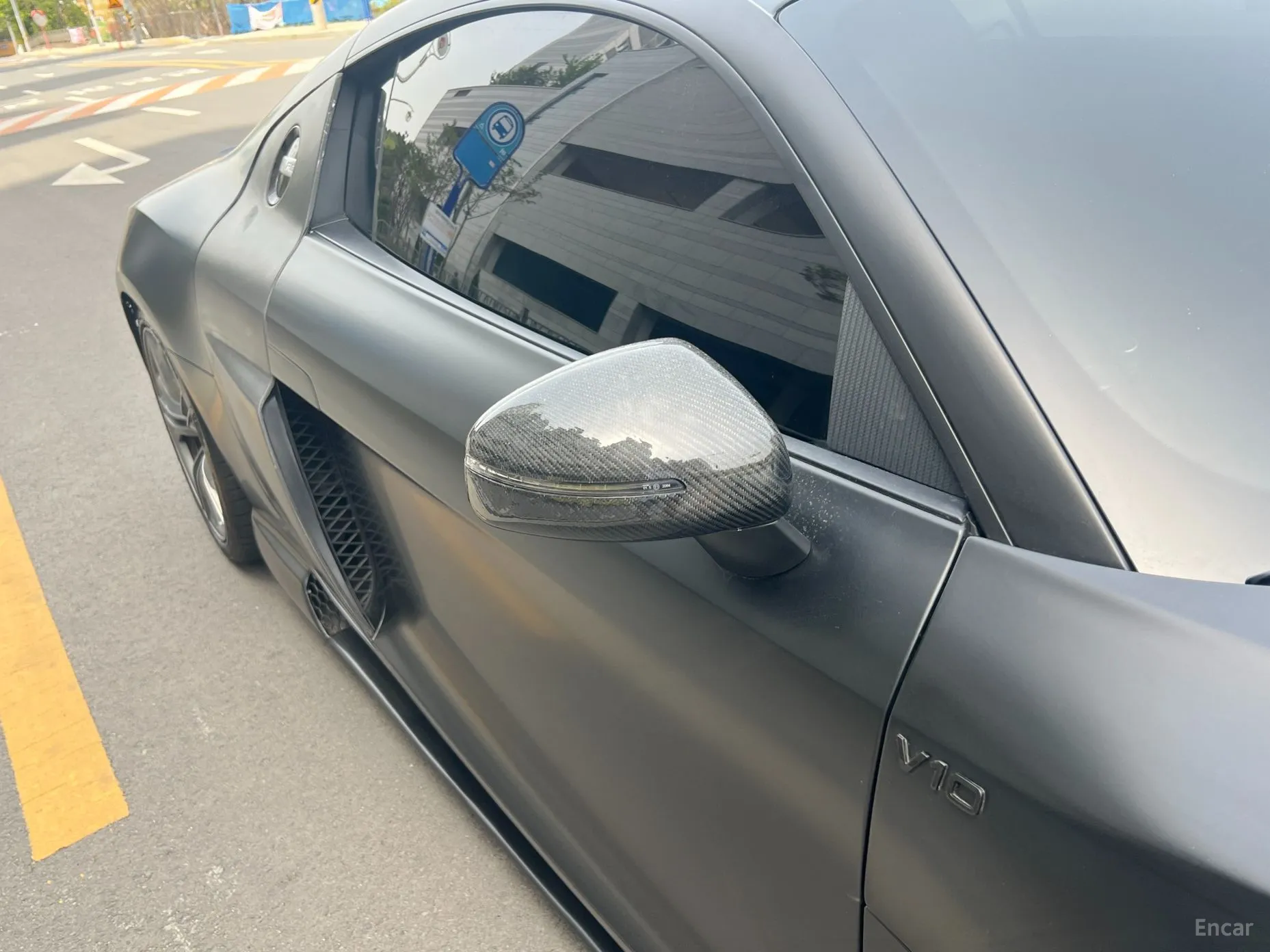 Audi R8 превью 4