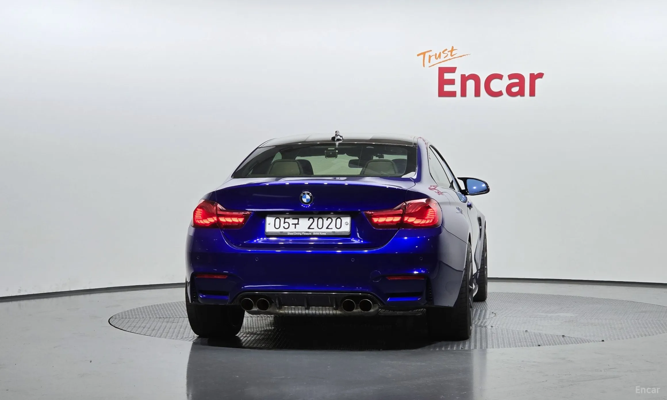 BMW M4 (F82) превью 3