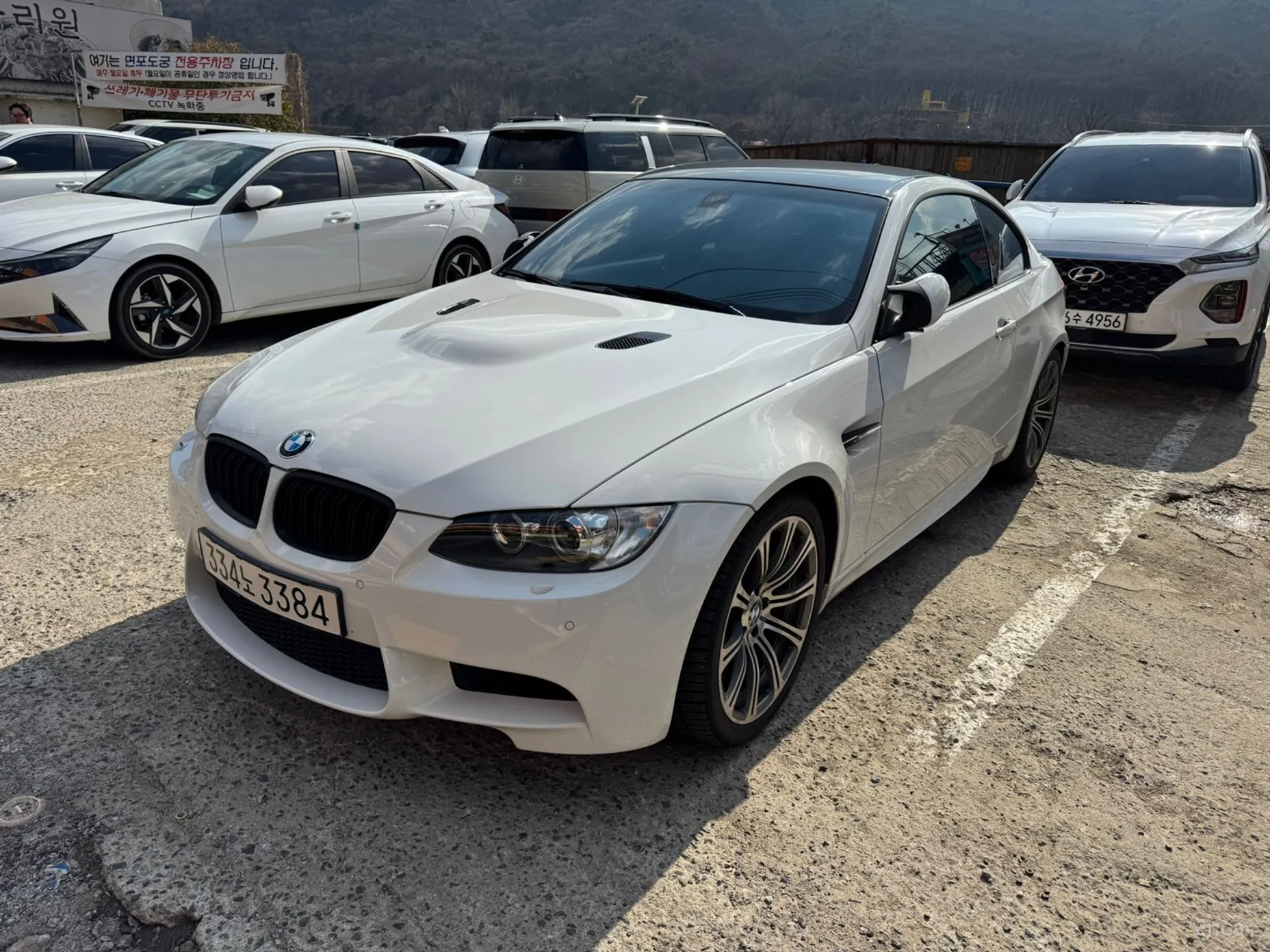 BMW M3 (E90)