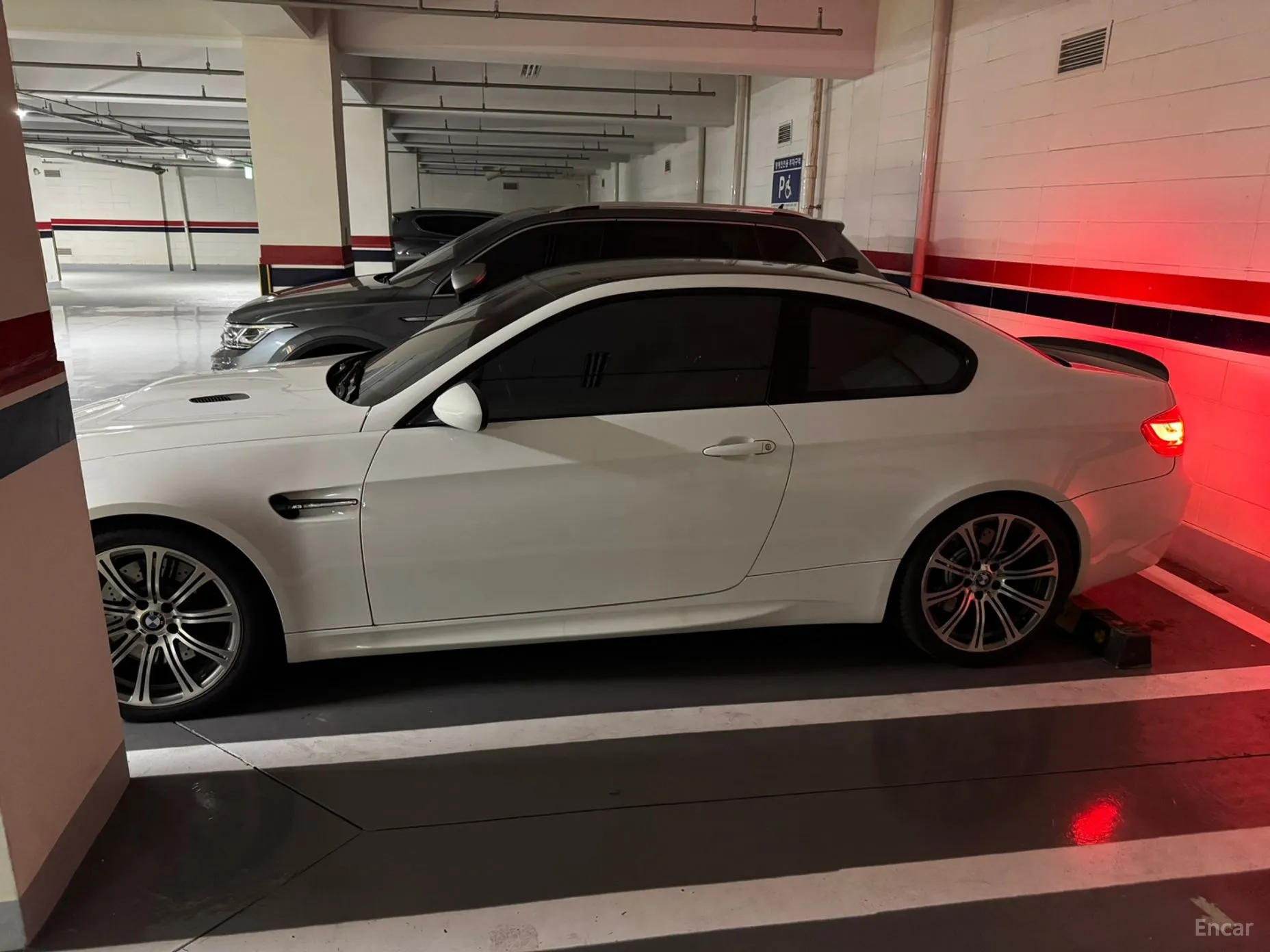 BMW M3 (E90) превью 4
