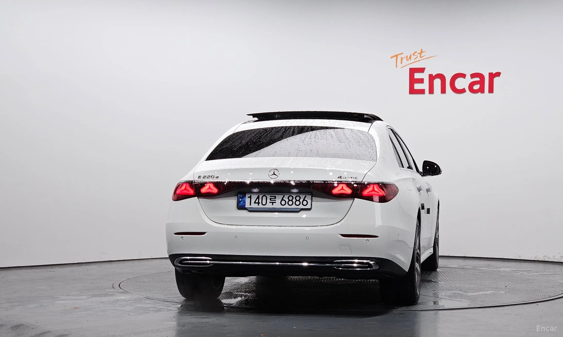 Mercedes Benz E-Class W214 превью 3
