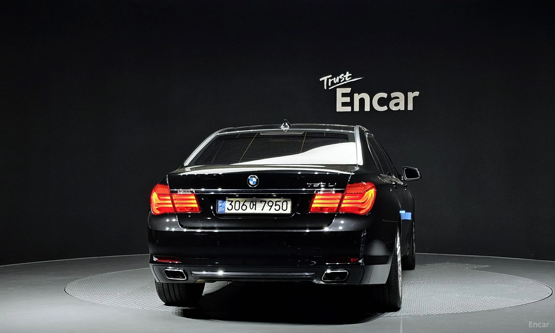 BMW 7 Series (F01) превью 3